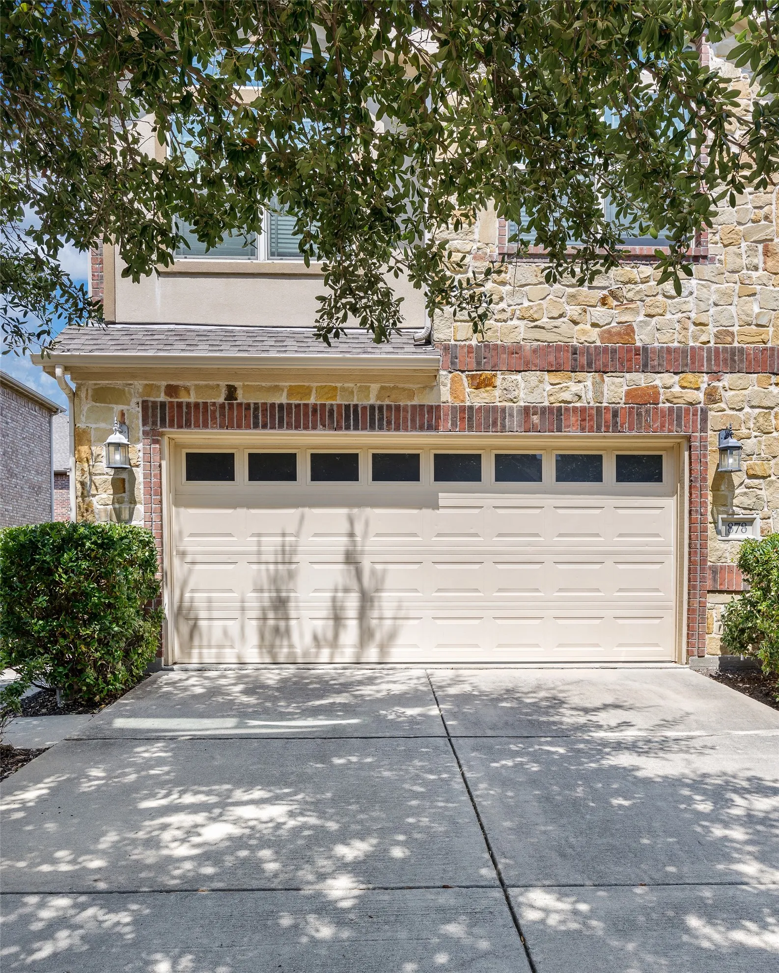 Townhouse For Rent in Collin County , 878 Caballero Drive, Allen, Texas 75013, 3 Bedroom, 3 Bathroom, 2 Garage spaces, 2,000 Sqft, built in 2013, mls#21373437, Real Estate Agent in Allen, Homes For Rent in Collin county, Homes For Rent in Allen, Realtor in Allen Texas, Real Estate Brokerage Independent Realty Texas, Luminita Cordes Realtor