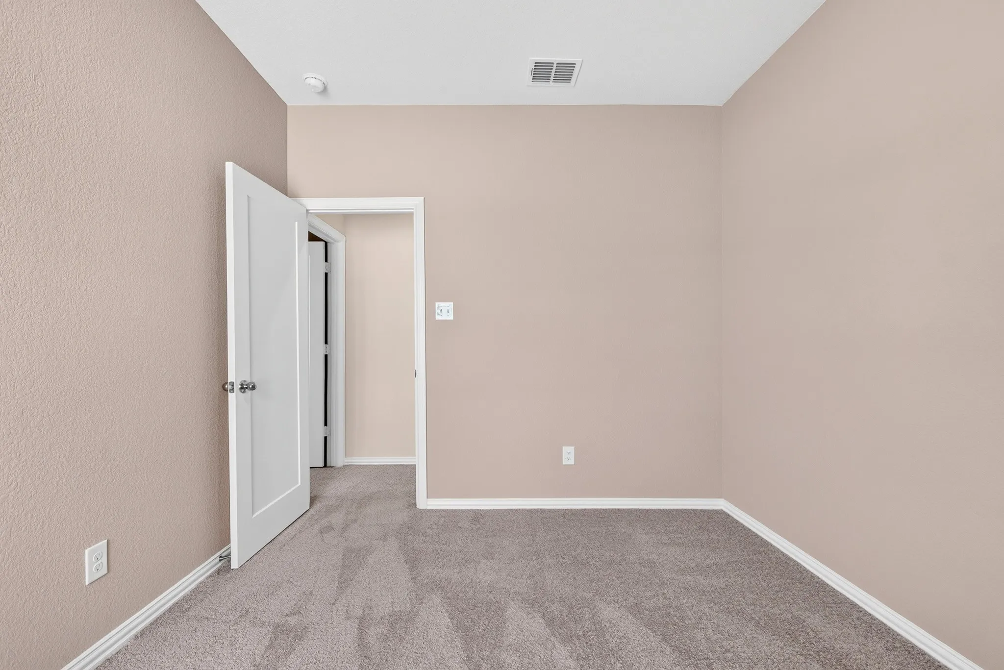 Single Family Residence For Sale in Bell County , 1242 Crimson Sky Court, Belton, Texas 76513, 4 Bedroom, 3 Bathroom, 2 Garage spaces, 2,189 Sqft, built in 2024, mls#21376740, Real Estate Agent in Belton, Homes For Sale in Bell county, Homes For Sale in Belton, Realtor in Belton Texas, Real Estate Brokerage Independent Realty Texas, Luminita Cordes Realtor