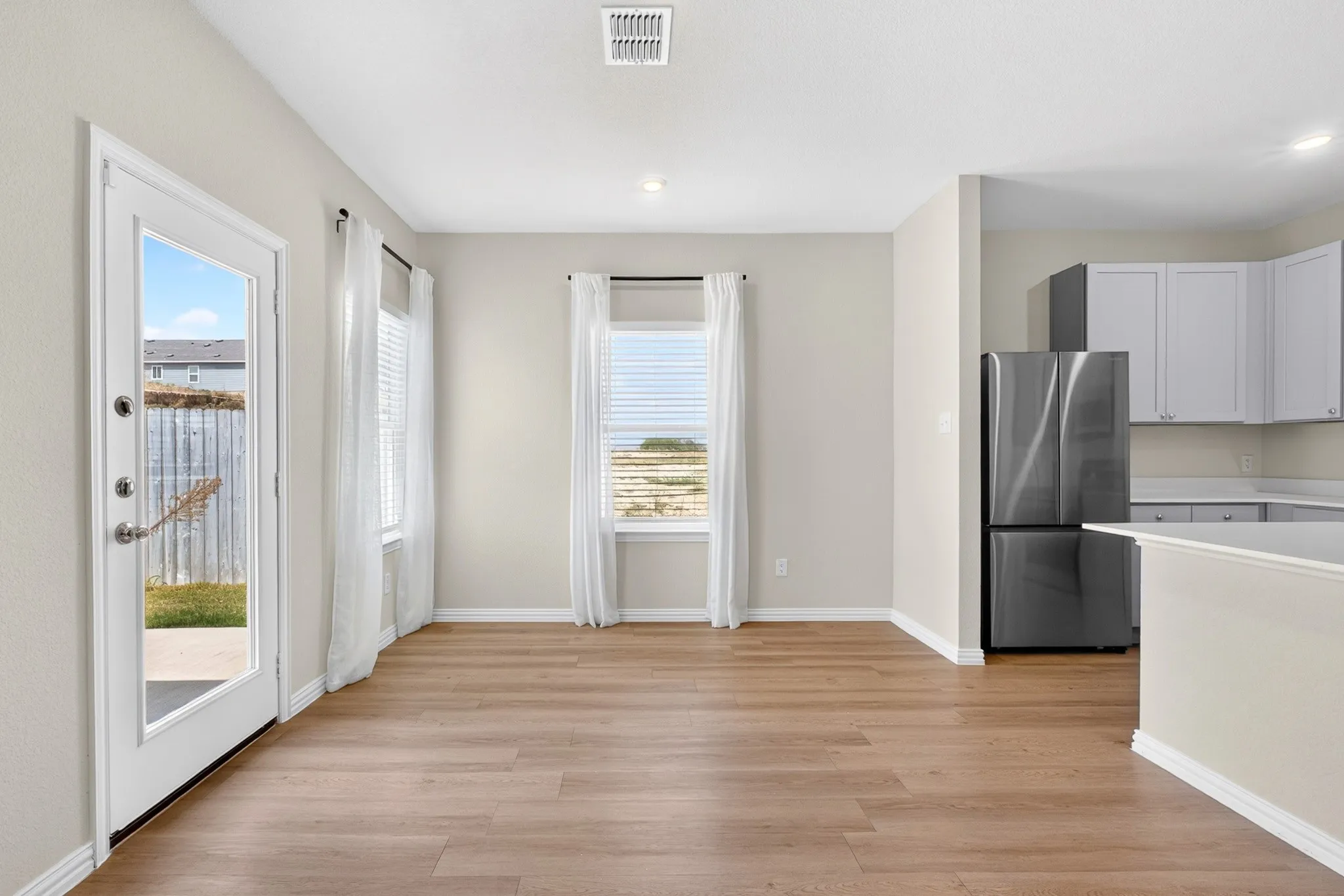 Single Family Residence For Sale in Bell County , 1242 Crimson Sky Court, Belton, Texas 76513, 4 Bedroom, 3 Bathroom, 2 Garage spaces, 2,189 Sqft, built in 2024, mls#21376740, Real Estate Agent in Belton, Homes For Sale in Bell county, Homes For Sale in Belton, Realtor in Belton Texas, Real Estate Brokerage Independent Realty Texas, Luminita Cordes Realtor