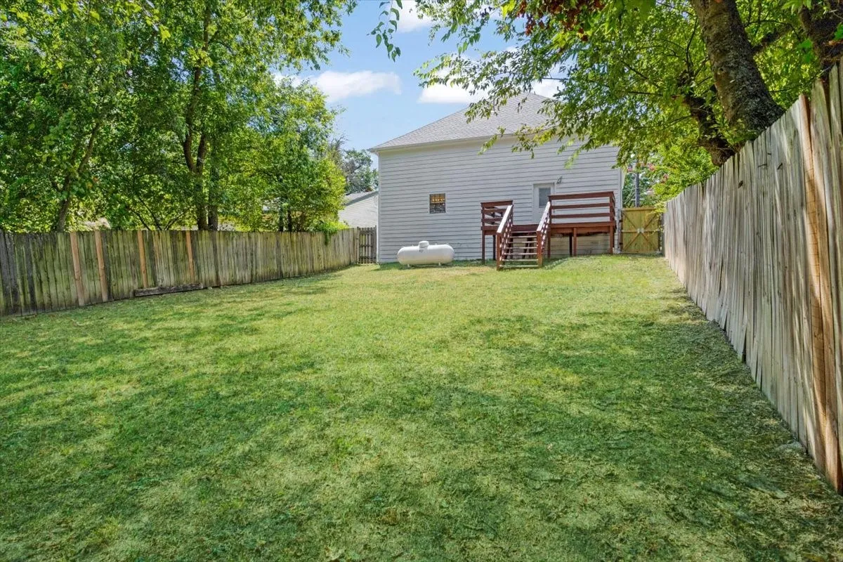 Single Family Residence For Sale in Grayson County , 3728 Luella Road, Sherman, Texas 75090, 3 Bedroom, 2 Bathroom, Garage spaces, 1,776 Sqft, built in 1910, mls#21376739, Real Estate Agent in Sherman, Homes For Sale in Grayson county, Homes For Sale in Sherman, Realtor in Sherman Texas, Real Estate Brokerage Independent Realty Texas, Luminita Cordes Realtor