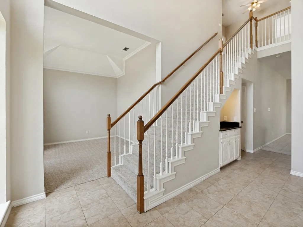 Single Family Residence For Rent in Denton County , 4620 Dusk Meadow Drive, Carrollton, Texas 75010, 4 Bedroom, 3 Bathroom, 2 Garage spaces, 2,353 Sqft, built in 1992, mls#21376744, Real Estate Agent in Carrollton, Homes For Rent in Denton county, Homes For Rent in Carrollton, Realtor in Carrollton Texas, Real Estate Brokerage Independent Realty Texas, Luminita Cordes Realtor
