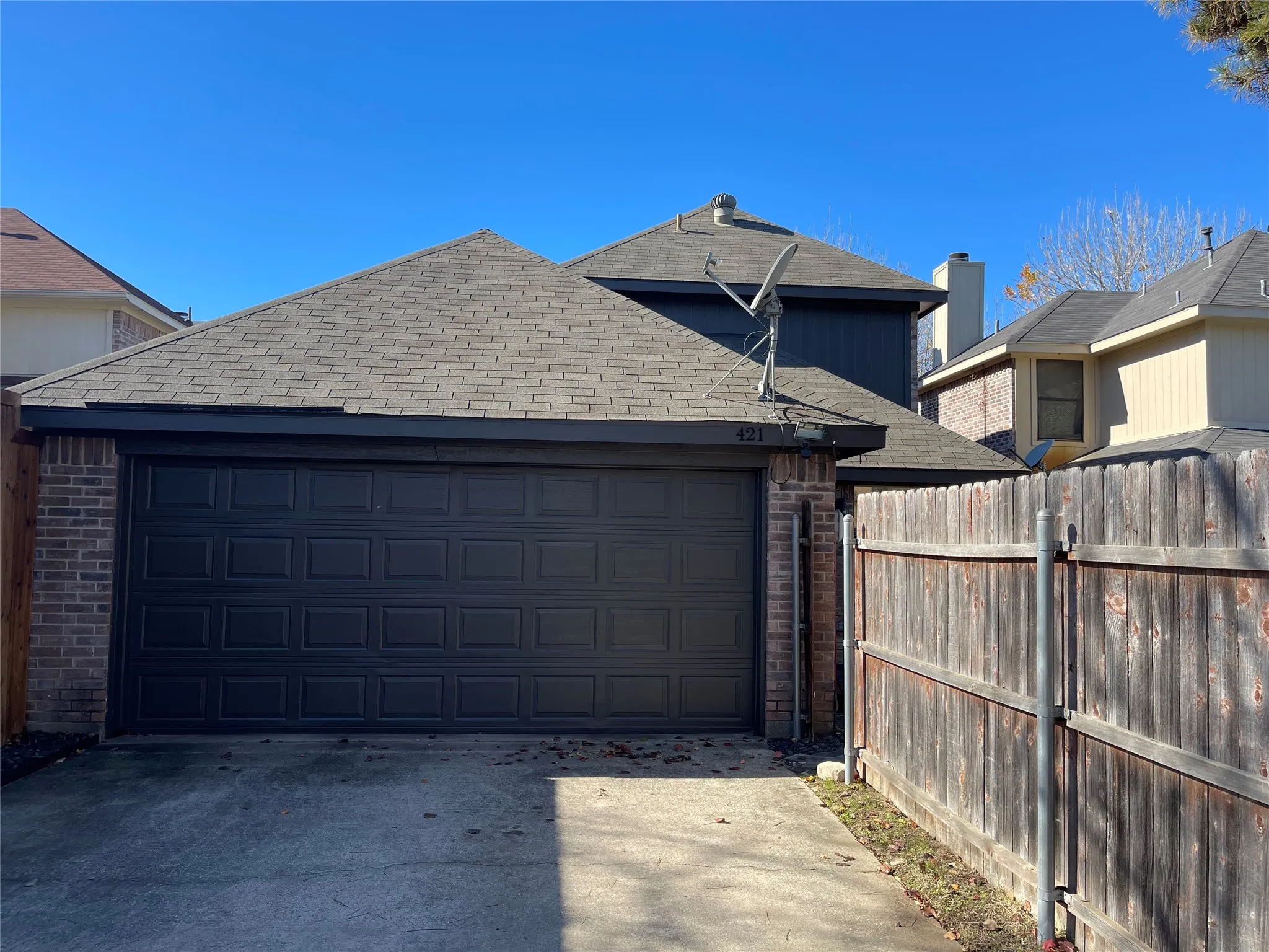 Single Family Residence For Rent in Dallas County , 421 Leisure Lane, Coppell, Texas 75019, 3 Bedroom, 3 Bathroom, 2 Garage spaces, 1,445 Sqft, built in 1988, mls#21376681, Real Estate Agent in Coppell, Homes For Rent in Dallas county, Homes For Rent in Coppell, Realtor in Coppell Texas, Real Estate Brokerage Independent Realty Texas, Luminita Cordes Realtor