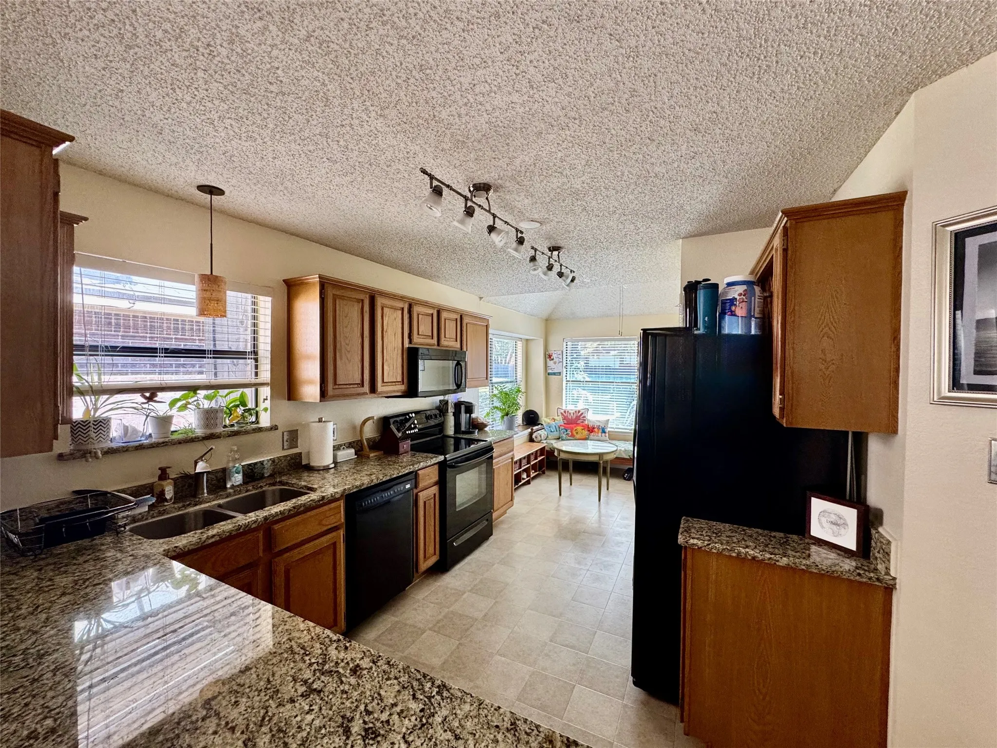Single Family Residence For Rent in Dallas County , 421 Leisure Lane, Coppell, Texas 75019, 3 Bedroom, 3 Bathroom, 2 Garage spaces, 1,445 Sqft, built in 1988, mls#21376681, Real Estate Agent in Coppell, Homes For Rent in Dallas county, Homes For Rent in Coppell, Realtor in Coppell Texas, Real Estate Brokerage Independent Realty Texas, Luminita Cordes Realtor