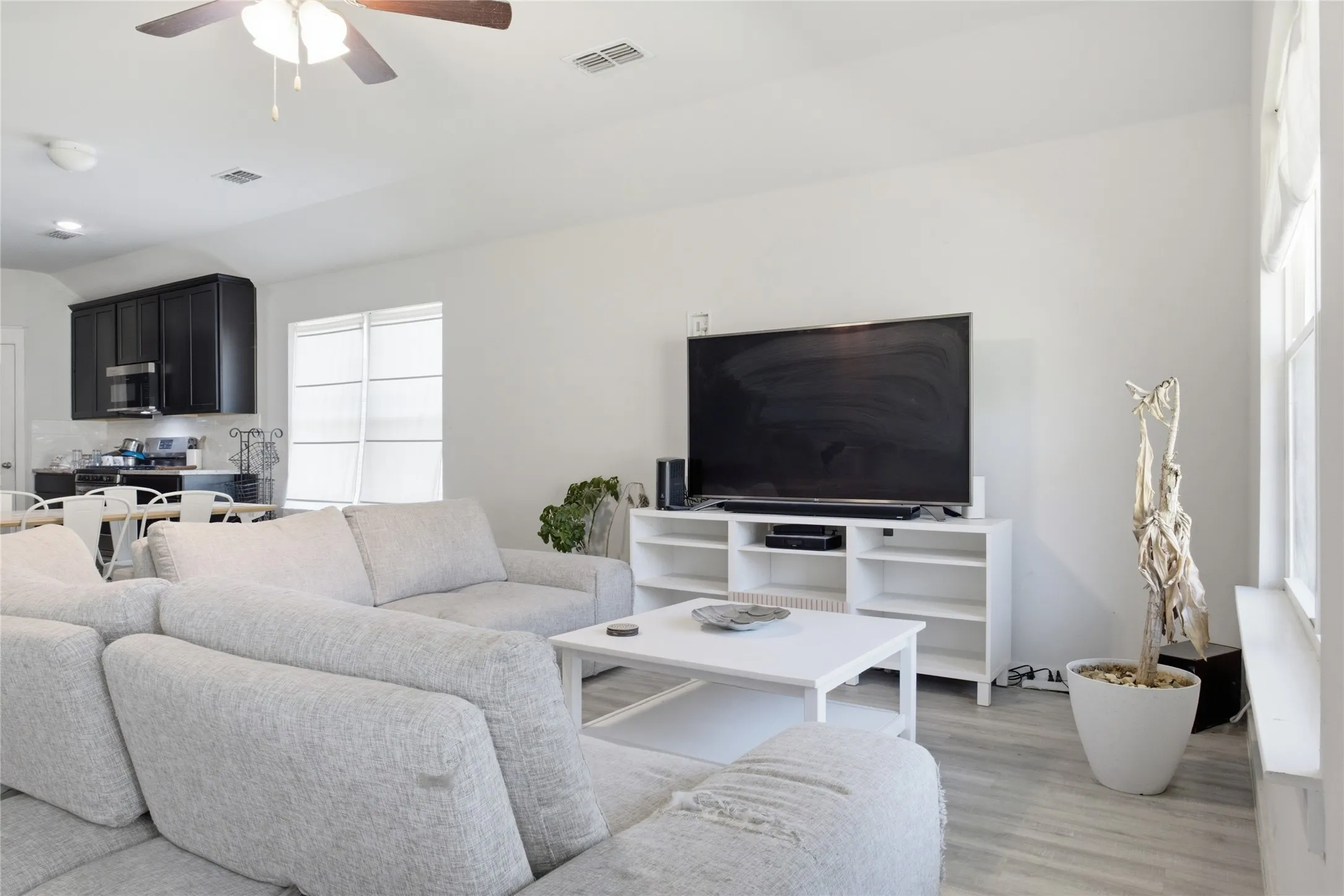 Single Family Residence For Sale in Collin County , 2525 Moser Lane, Royse City, Texas 75189, 4 Bedroom, 2 Bathroom, 2 Garage spaces, 2,035 Sqft, built in 2022, mls#21376747, Real Estate Agent in Royse City, Homes For Sale in Collin county, Homes For Sale in Royse City, Realtor in Royse City Texas, Real Estate Brokerage Independent Realty Texas, Luminita Cordes Realtor