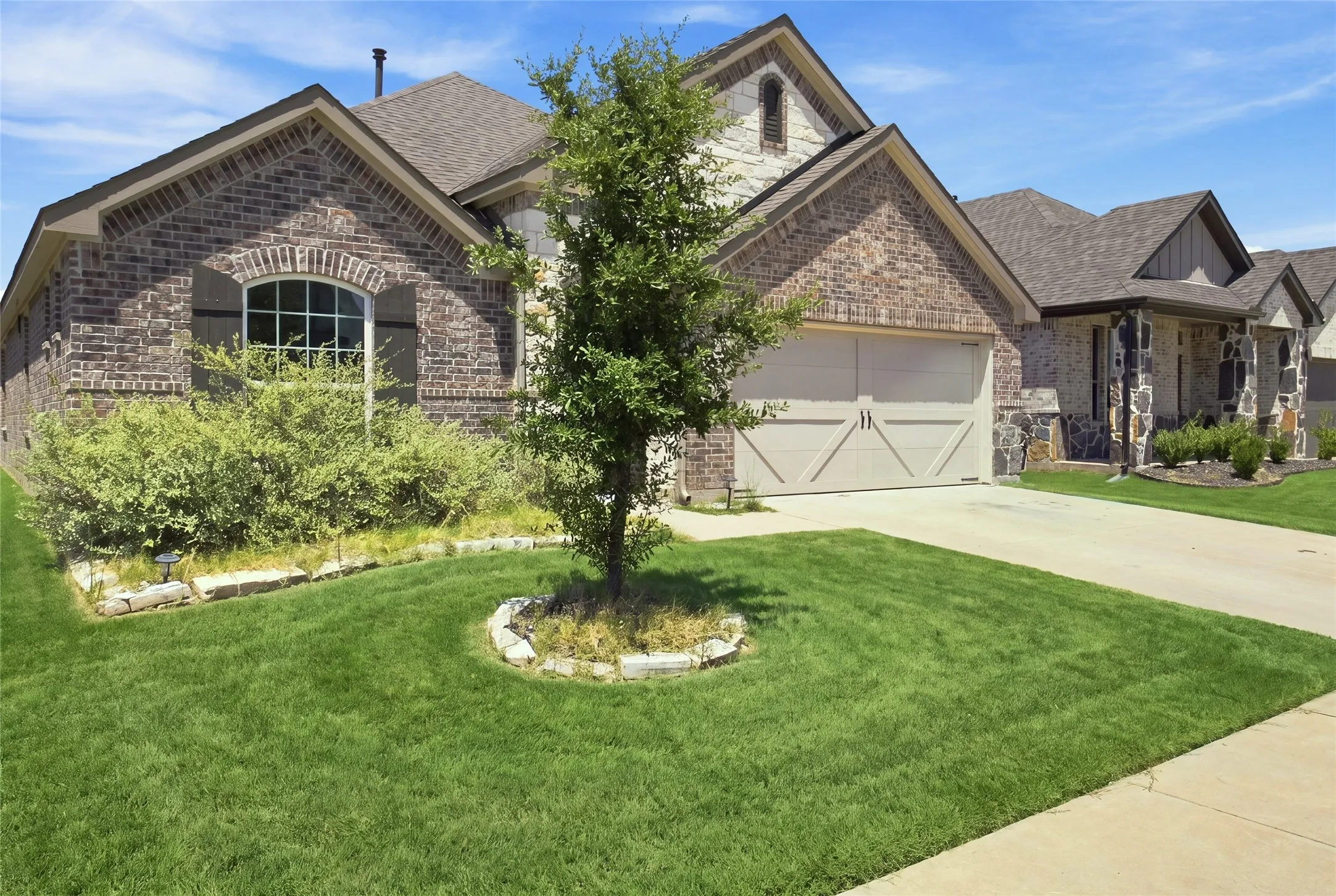Single Family Residence For Sale in Collin County , 2525 Moser Lane, Royse City, Texas 75189, 4 Bedroom, 2 Bathroom, 2 Garage spaces, 2,035 Sqft, built in 2022, mls#21376747, Real Estate Agent in Royse City, Homes For Sale in Collin county, Homes For Sale in Royse City, Realtor in Royse City Texas, Real Estate Brokerage Independent Realty Texas, Luminita Cordes Realtor