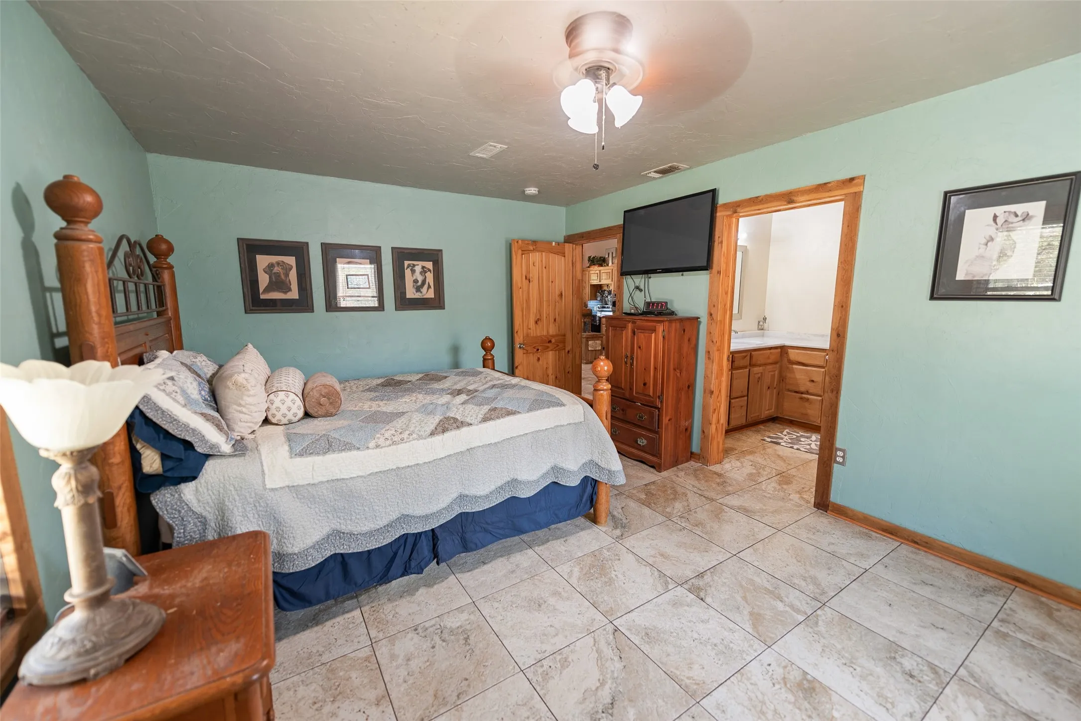 Farm For Sale in Franklin (TX) County , 3383 NW CR 1030, Mount Vernon, Texas 75457, 3 Bedroom, 2 Bathroom, 1 Garage spaces, 1,920 Sqft, built in 2011, mls#21375886, Real Estate Agent in Mount Vernon, Homes For Sale in Franklin (TX) county, Homes For Sale in Mount Vernon, Realtor in Mount Vernon Texas, Real Estate Brokerage Independent Realty Texas, Luminita Cordes Realtor