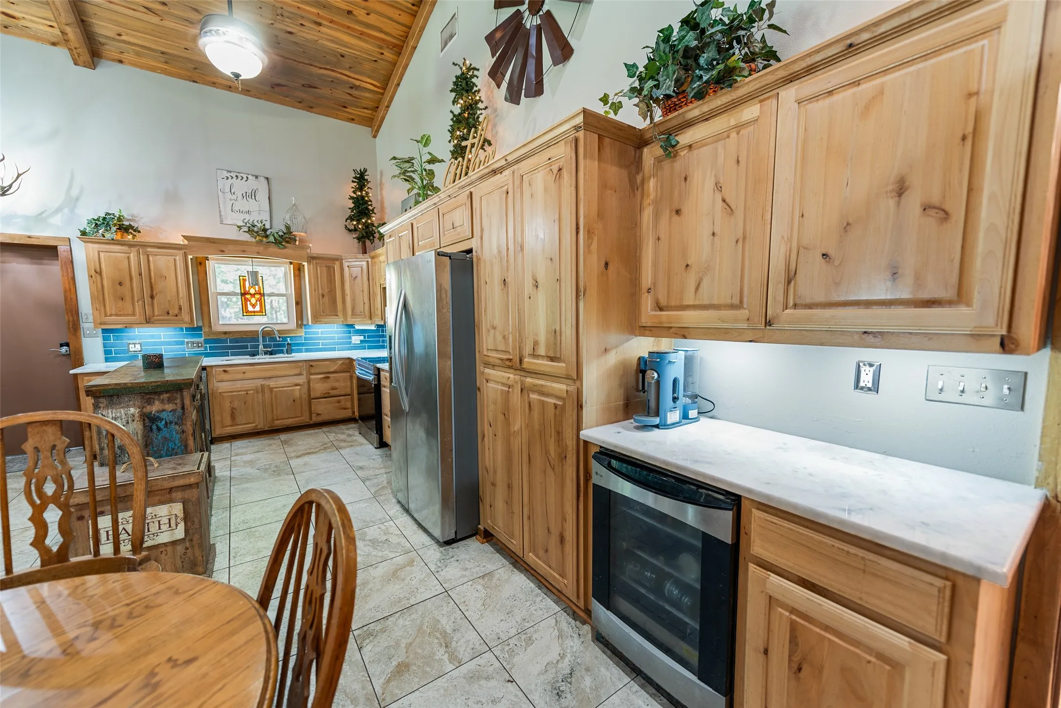 Farm For Sale in Franklin (TX) County , 3383 NW CR 1030, Mount Vernon, Texas 75457, 3 Bedroom, 2 Bathroom, 1 Garage spaces, 1,920 Sqft, built in 2011, mls#21375886, Real Estate Agent in Mount Vernon, Homes For Sale in Franklin (TX) county, Homes For Sale in Mount Vernon, Realtor in Mount Vernon Texas, Real Estate Brokerage Independent Realty Texas, Luminita Cordes Realtor