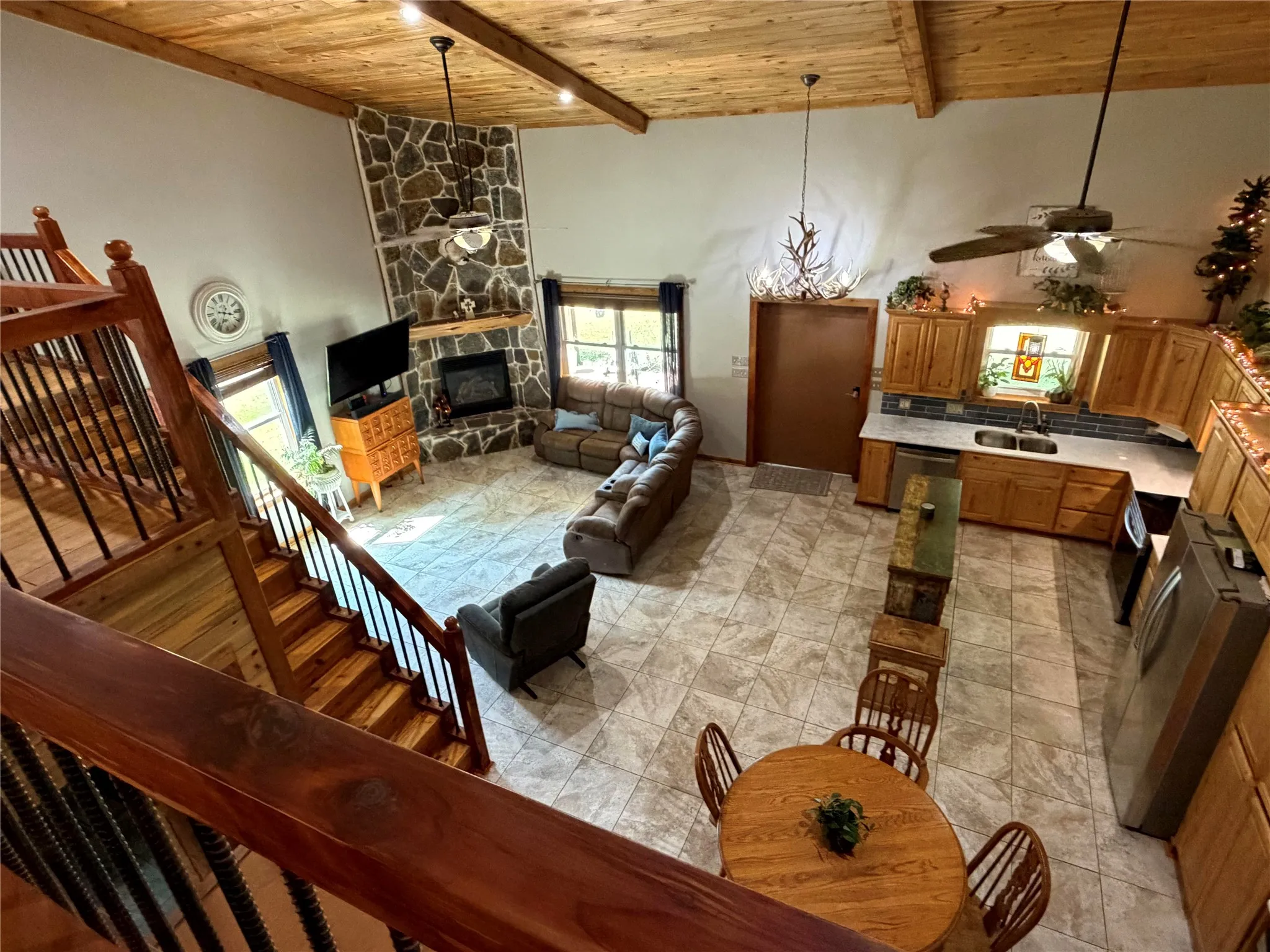Farm For Sale in Franklin (TX) County , 3383 NW CR 1030, Mount Vernon, Texas 75457, 3 Bedroom, 2 Bathroom, 1 Garage spaces, 1,920 Sqft, built in 2011, mls#21375886, Real Estate Agent in Mount Vernon, Homes For Sale in Franklin (TX) county, Homes For Sale in Mount Vernon, Realtor in Mount Vernon Texas, Real Estate Brokerage Independent Realty Texas, Luminita Cordes Realtor