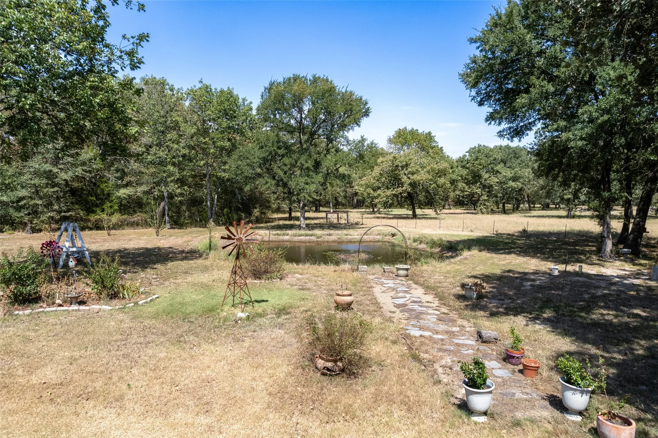 Farm For Sale in Franklin (TX) County , 3383 NW CR 1030, Mount Vernon, Texas 75457, 3 Bedroom, 2 Bathroom, 1 Garage spaces, 1,920 Sqft, built in 2011, mls#21375886, Real Estate Agent in Mount Vernon, Homes For Sale in Franklin (TX) county, Homes For Sale in Mount Vernon, Realtor in Mount Vernon Texas, Real Estate Brokerage Independent Realty Texas, Luminita Cordes Realtor