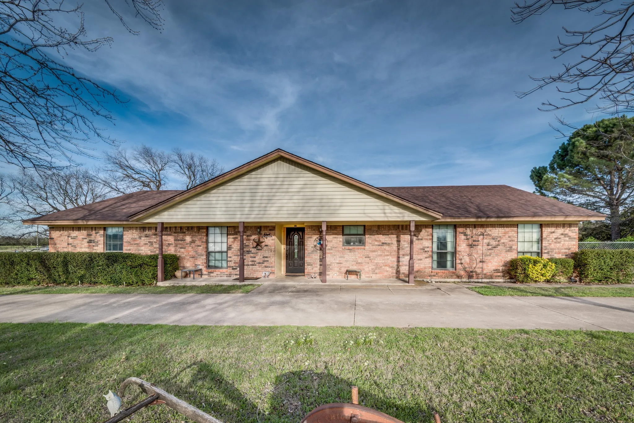 Business For Sale in Ellis County , 220 S Walnut Grove Road, Midlothian, Texas 76065, 0, 0, Garage spaces, 0 Sqft, built in 1979, mls#21370181, Real Estate Agent in Midlothian, Homes For Sale in Ellis county, Homes For Sale in Midlothian, Realtor in Midlothian Texas, Real Estate Brokerage Independent Realty Texas, Luminita Cordes Realtor