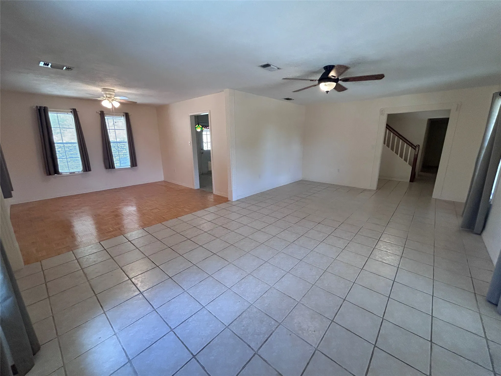 Single Family Residence For Sale in Hood County , 7600 Lipan Highway, Lipan, Texas 76462, 3 Bedroom, 3 Bathroom, 2 Garage spaces, 2,291 Sqft, built in 1993, mls#21376730, Real Estate Agent in Lipan, Homes For Sale in Hood county, Homes For Sale in Lipan, Realtor in Lipan Texas, Real Estate Brokerage Independent Realty Texas, Luminita Cordes Realtor