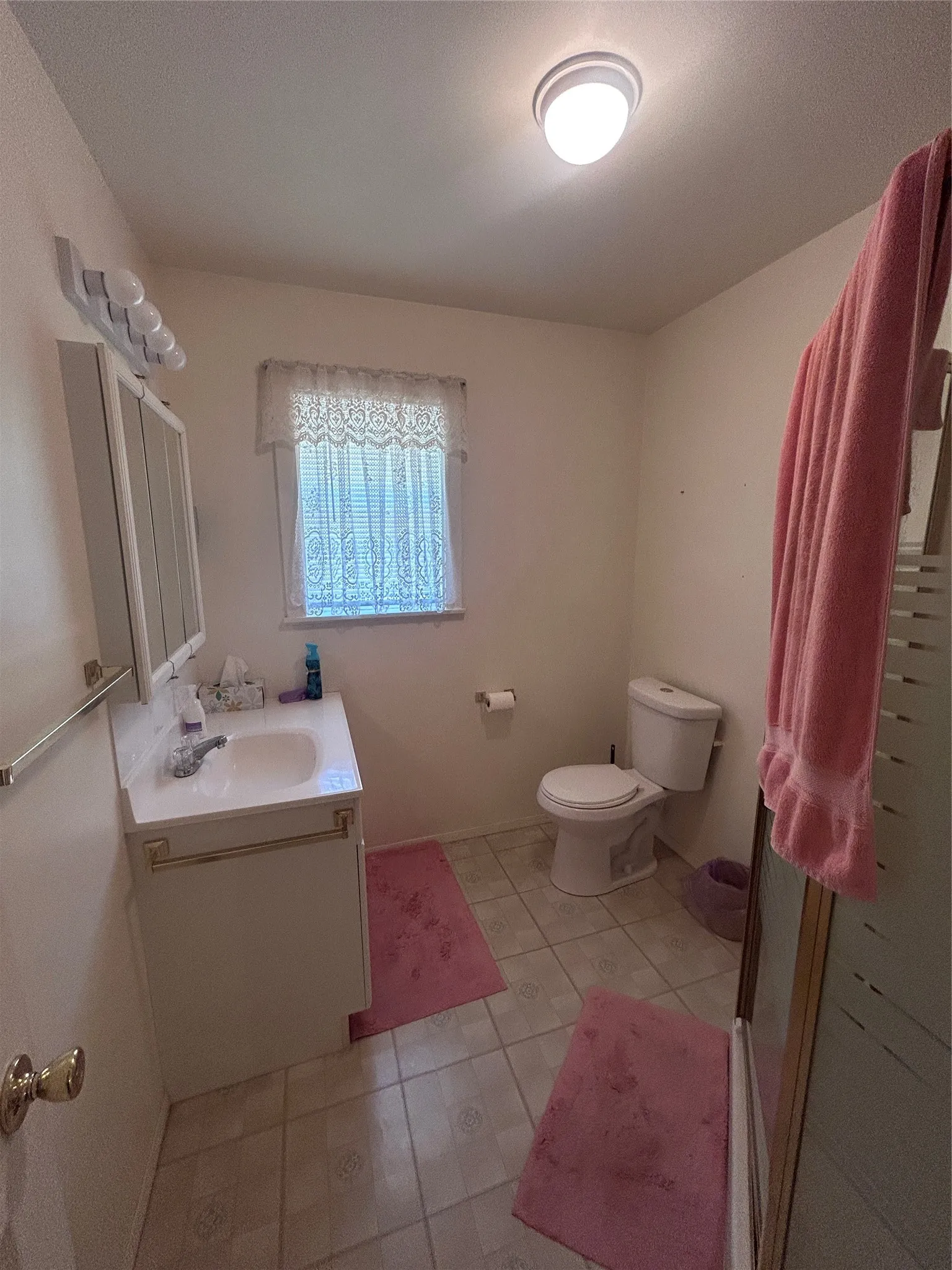 Single Family Residence For Sale in Hood County , 7600 Lipan Highway, Lipan, Texas 76462, 3 Bedroom, 3 Bathroom, 2 Garage spaces, 2,291 Sqft, built in 1993, mls#21376730, Real Estate Agent in Lipan, Homes For Sale in Hood county, Homes For Sale in Lipan, Realtor in Lipan Texas, Real Estate Brokerage Independent Realty Texas, Luminita Cordes Realtor