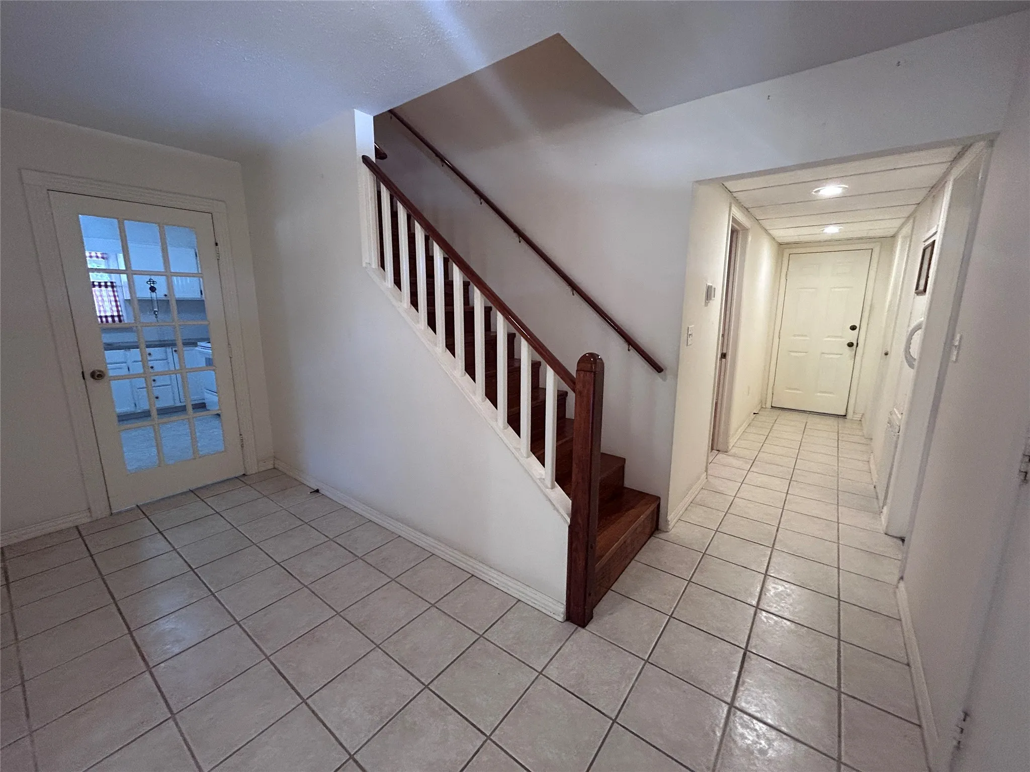 Single Family Residence For Sale in Hood County , 7600 Lipan Highway, Lipan, Texas 76462, 3 Bedroom, 3 Bathroom, 2 Garage spaces, 2,291 Sqft, built in 1993, mls#21376730, Real Estate Agent in Lipan, Homes For Sale in Hood county, Homes For Sale in Lipan, Realtor in Lipan Texas, Real Estate Brokerage Independent Realty Texas, Luminita Cordes Realtor