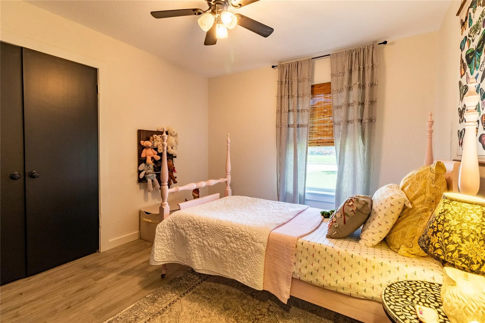 Single Family Residence For Sale in Rockwall County , 818 E Heath Street, Rockwall, Texas 75087, 3 Bedroom, 2 Bathroom, 1 Garage spaces, 1,376 Sqft, built in 1979, mls#21375378, Real Estate Agent in Rockwall, Homes For Sale in Rockwall county, Homes For Sale in Rockwall, Realtor in Rockwall Texas, Real Estate Brokerage Independent Realty Texas, Luminita Cordes Realtor