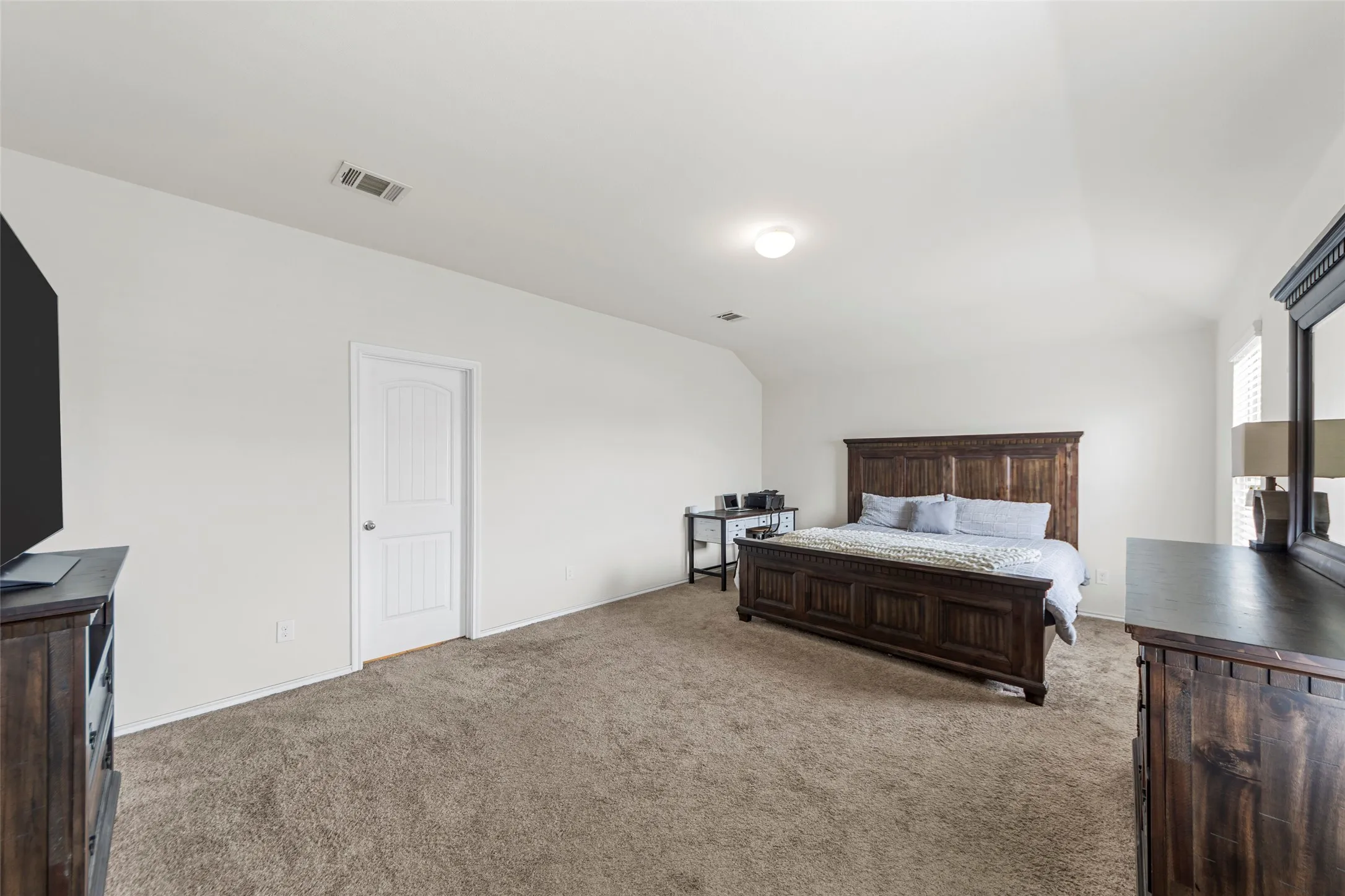 Single Family Residence For Sale in Collin County , 901 Opal Path, Princeton, Texas 75407, 4 Bedroom, 2 Bathroom, 2 Garage spaces, 2,074 Sqft, built in 2018, mls#21376669, Real Estate Agent in Princeton, Homes For Sale in Collin county, Homes For Sale in Princeton, Realtor in Princeton Texas, Real Estate Brokerage Independent Realty Texas, Luminita Cordes Realtor