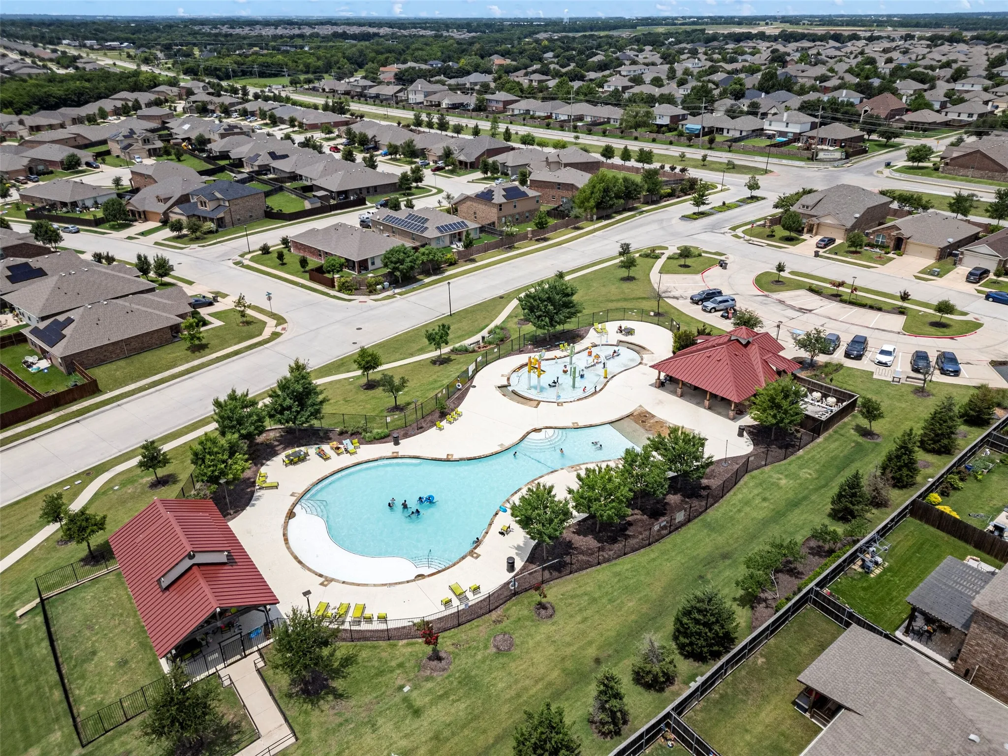 Single Family Residence For Sale in Collin County , 901 Opal Path, Princeton, Texas 75407, 4 Bedroom, 2 Bathroom, 2 Garage spaces, 2,074 Sqft, built in 2018, mls#21376669, Real Estate Agent in Princeton, Homes For Sale in Collin county, Homes For Sale in Princeton, Realtor in Princeton Texas, Real Estate Brokerage Independent Realty Texas, Luminita Cordes Realtor