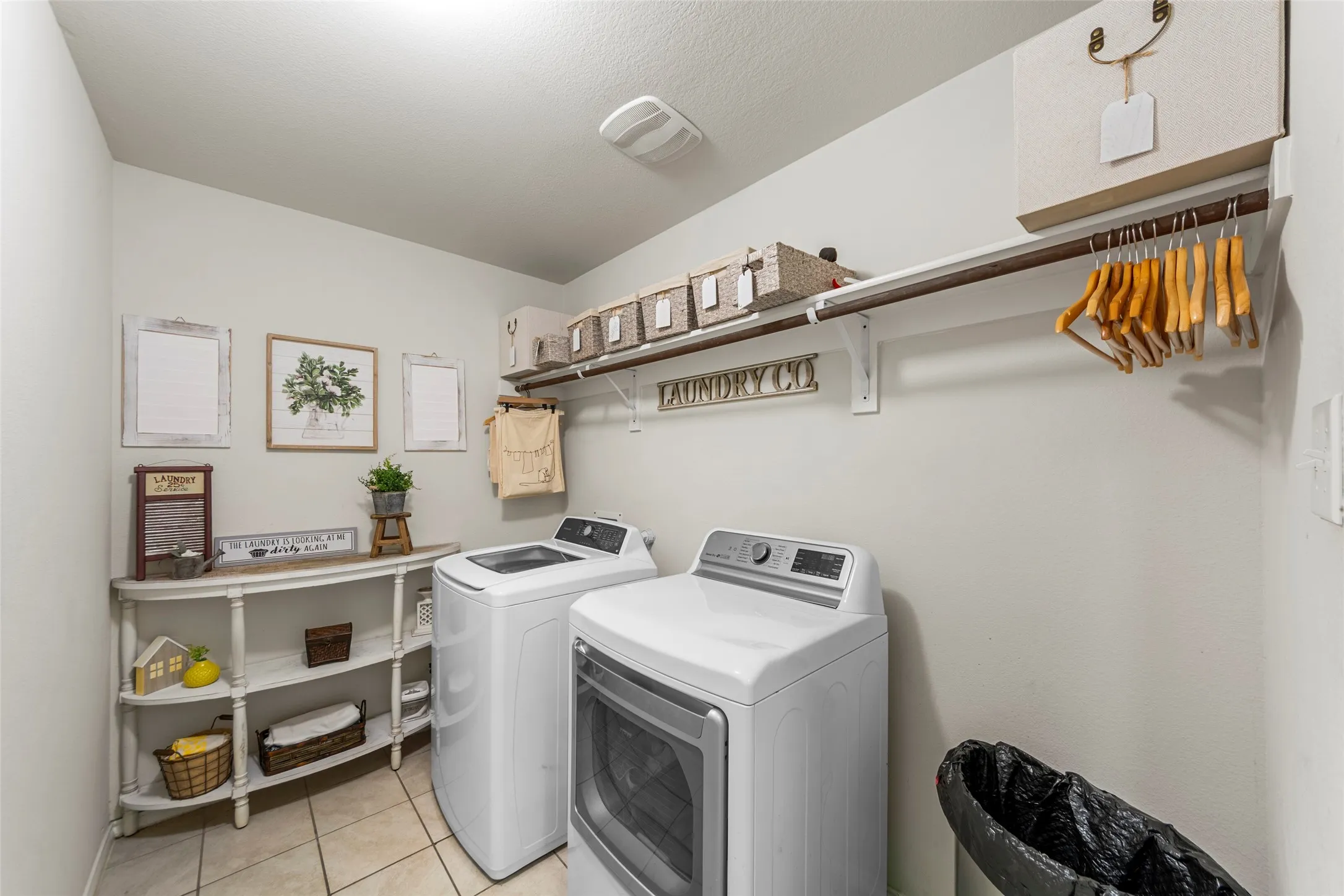 Single Family Residence For Sale in Collin County , 901 Opal Path, Princeton, Texas 75407, 4 Bedroom, 2 Bathroom, 2 Garage spaces, 2,074 Sqft, built in 2018, mls#21376669, Real Estate Agent in Princeton, Homes For Sale in Collin county, Homes For Sale in Princeton, Realtor in Princeton Texas, Real Estate Brokerage Independent Realty Texas, Luminita Cordes Realtor