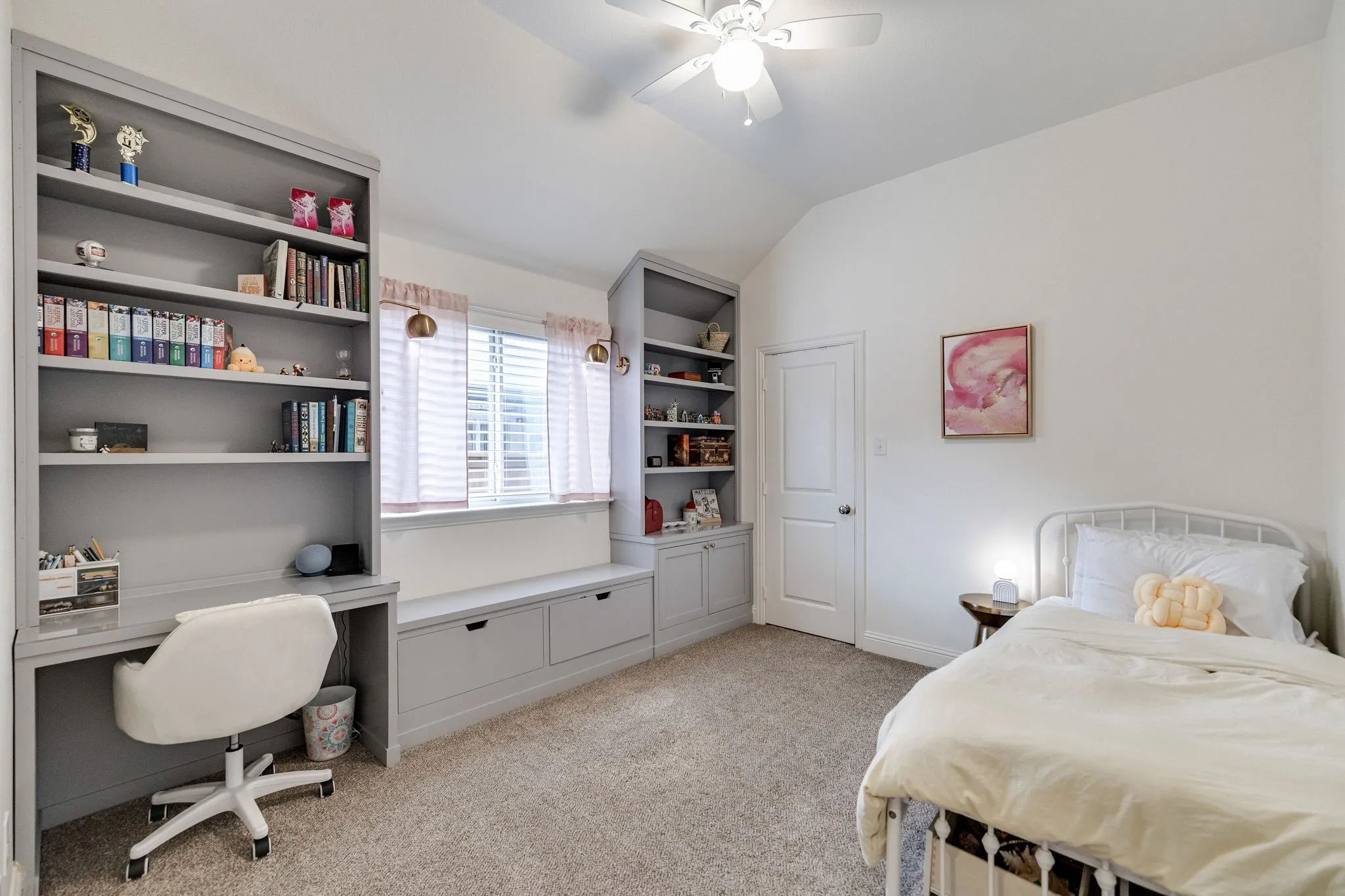 Single Family Residence For Sale in Collin County , 716 Allbright Road, Celina, Texas 75009, 4 Bedroom, 3 Bathroom, 2 Garage spaces, 2,792 Sqft, built in 2015, mls#21376748, Real Estate Agent in Celina, Homes For Sale in Collin county, Homes For Sale in Celina, Realtor in Celina Texas, Real Estate Brokerage Independent Realty Texas, Luminita Cordes Realtor