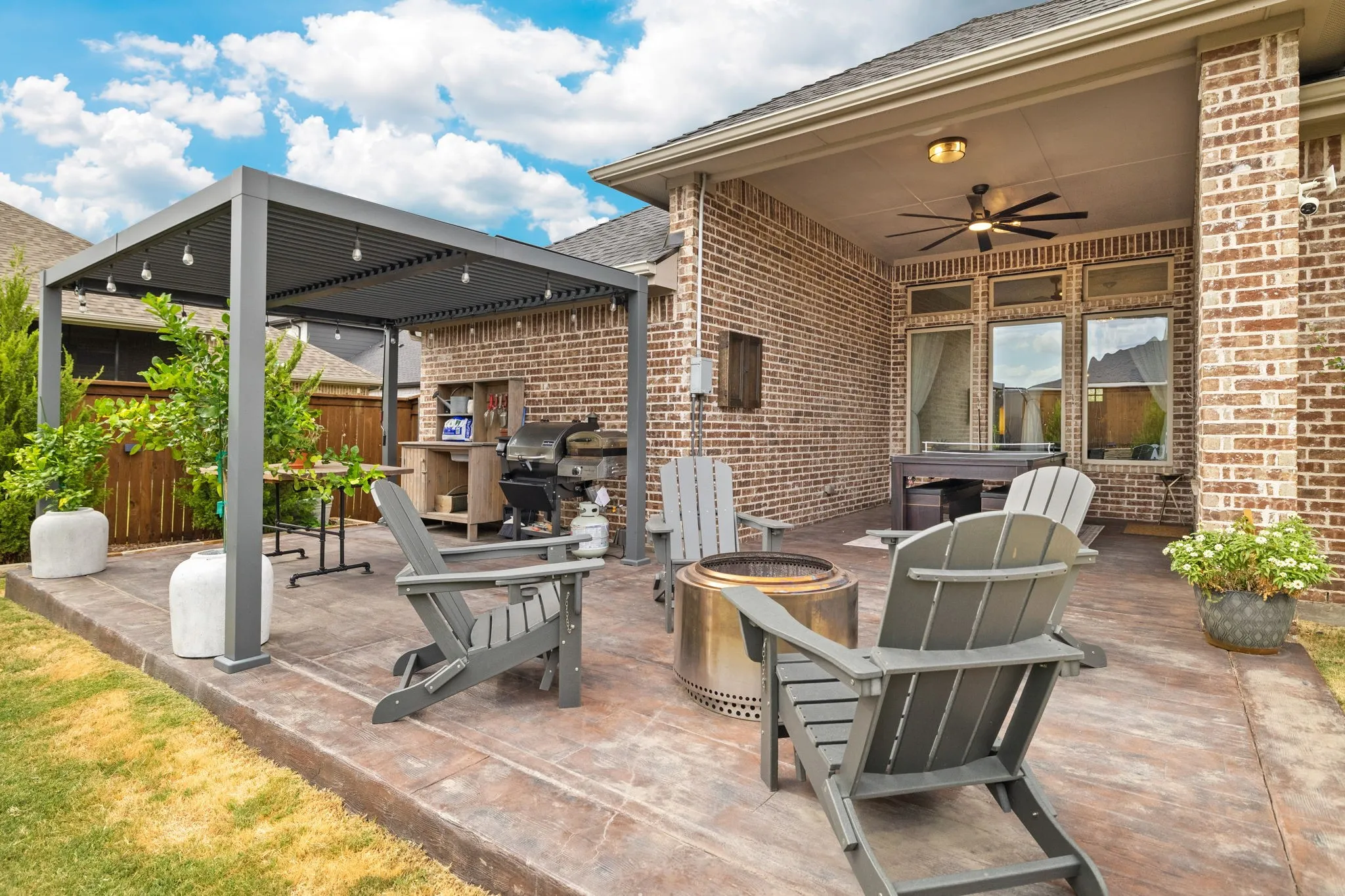 Single Family Residence For Sale in Collin County , 716 Allbright Road, Celina, Texas 75009, 4 Bedroom, 3 Bathroom, 2 Garage spaces, 2,792 Sqft, built in 2015, mls#21376748, Real Estate Agent in Celina, Homes For Sale in Collin county, Homes For Sale in Celina, Realtor in Celina Texas, Real Estate Brokerage Independent Realty Texas, Luminita Cordes Realtor