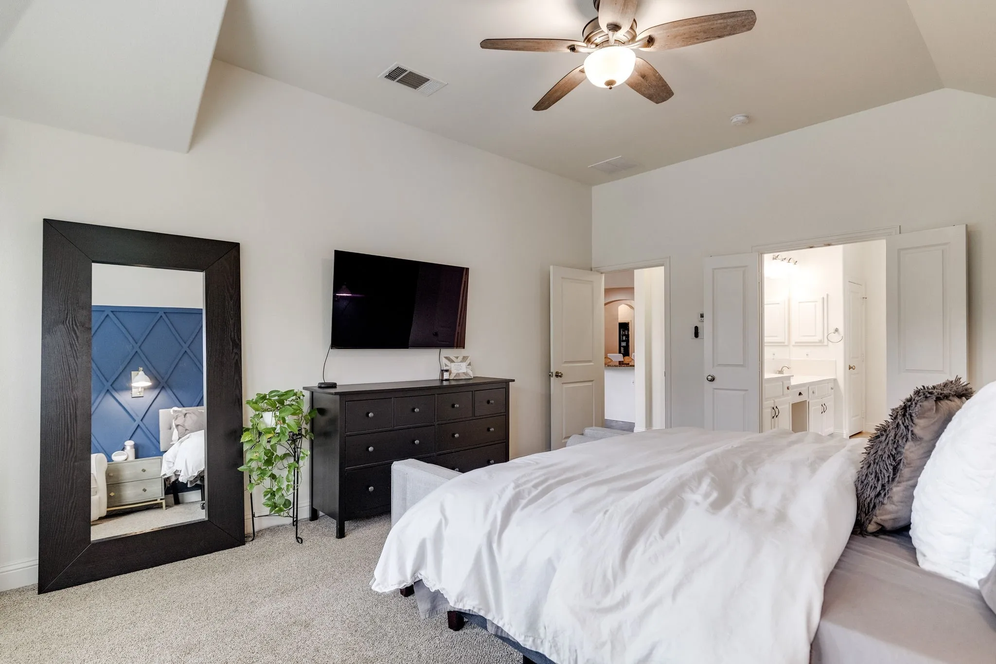 Single Family Residence For Sale in Collin County , 716 Allbright Road, Celina, Texas 75009, 4 Bedroom, 3 Bathroom, 2 Garage spaces, 2,792 Sqft, built in 2015, mls#21376748, Real Estate Agent in Celina, Homes For Sale in Collin county, Homes For Sale in Celina, Realtor in Celina Texas, Real Estate Brokerage Independent Realty Texas, Luminita Cordes Realtor
