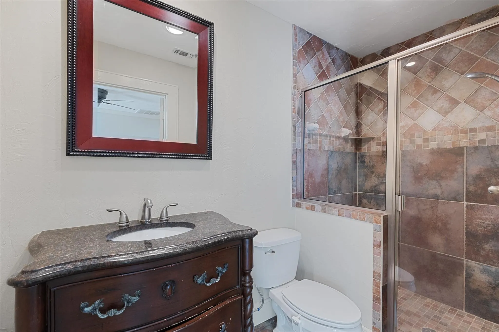 Single Family Residence For Rent in Tarrant County , 2304 Yucca Avenue, Fort Worth, Texas 76111, 3 Bedroom, 2 Bathroom, 2 Garage spaces, 1,714 Sqft, built in 1936, mls#21376768, Real Estate Agent in Fort Worth, Homes For Rent in Tarrant county, Homes For Rent in Fort Worth, Realtor in Fort Worth Texas, Real Estate Brokerage Independent Realty Texas, Luminita Cordes Realtor