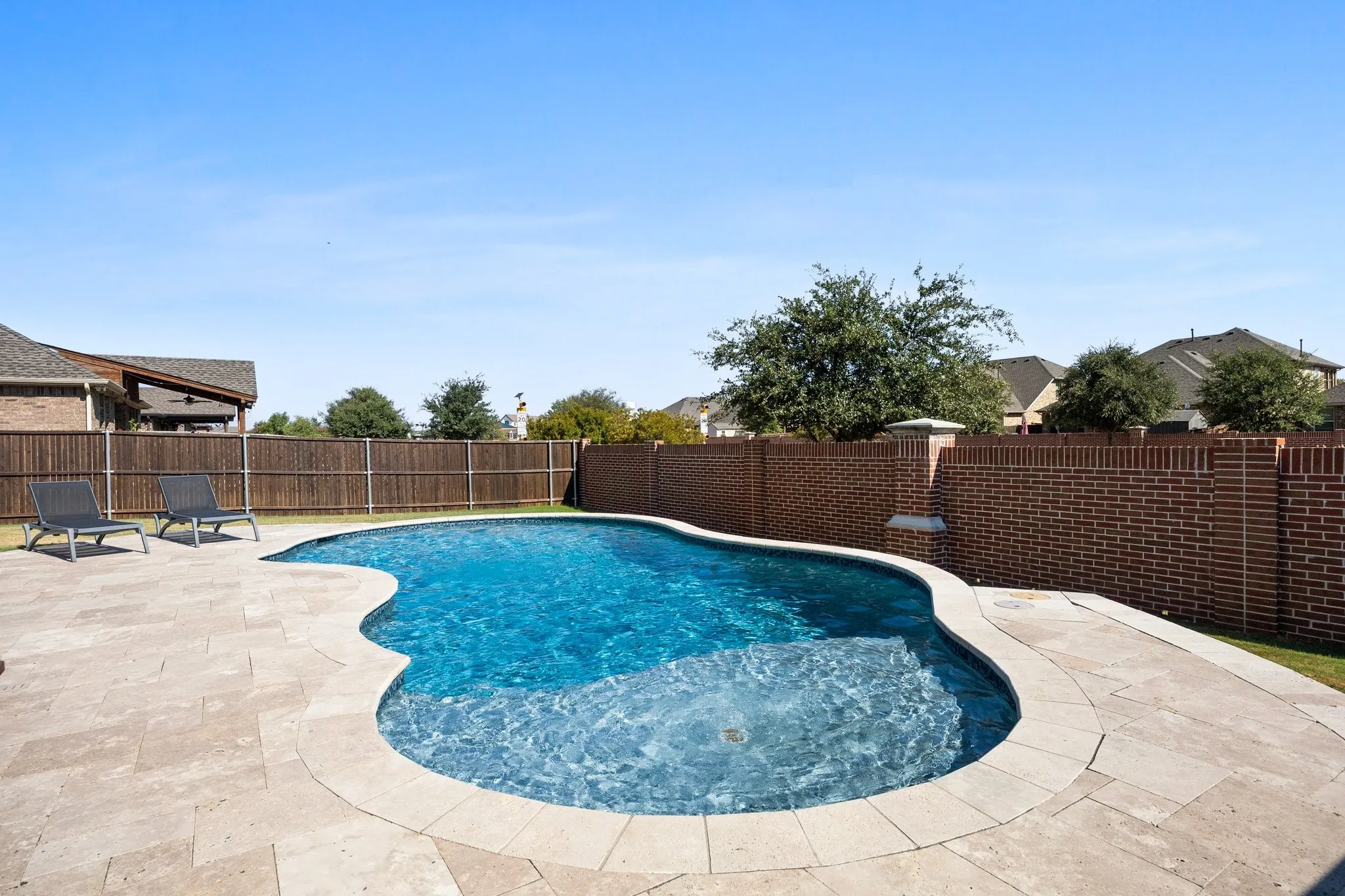 Single Family Residence For Sale in Rockwall County , 244 Jefferson Lane, Fate, Texas 75189, 4 Bedroom, 3 Bathroom, 3 Garage spaces, 2,858 Sqft, built in 2018, mls#21375535, Real Estate Agent in Fate, Homes For Sale in Rockwall county, Homes For Sale in Fate, Realtor in Fate Texas, Real Estate Brokerage Independent Realty Texas, Luminita Cordes Realtor