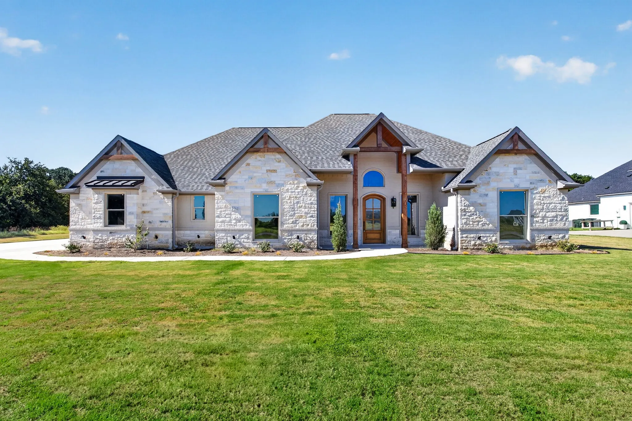 Single Family Residence For Sale in Parker County , 129 Heritage Springs Drive, Weatherford, Texas 76087, 4 Bedroom, 4 Bathroom, 3 Garage spaces, 3,153 Sqft, built in 2026, mls#21369374, Real Estate Agent in Weatherford, Homes For Sale in Parker county, Homes For Sale in Weatherford, Realtor in Weatherford Texas, Real Estate Brokerage Independent Realty Texas, Luminita Cordes Realtor