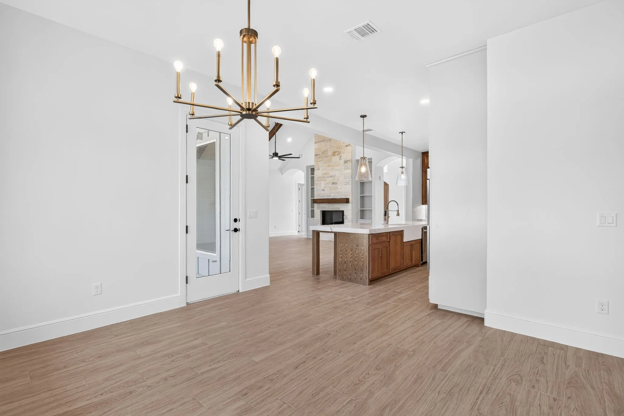 Single Family Residence For Sale in Parker County , 129 Heritage Springs Drive, Weatherford, Texas 76087, 4 Bedroom, 4 Bathroom, 3 Garage spaces, 3,153 Sqft, built in 2026, mls#21369374, Real Estate Agent in Weatherford, Homes For Sale in Parker county, Homes For Sale in Weatherford, Realtor in Weatherford Texas, Real Estate Brokerage Independent Realty Texas, Luminita Cordes Realtor