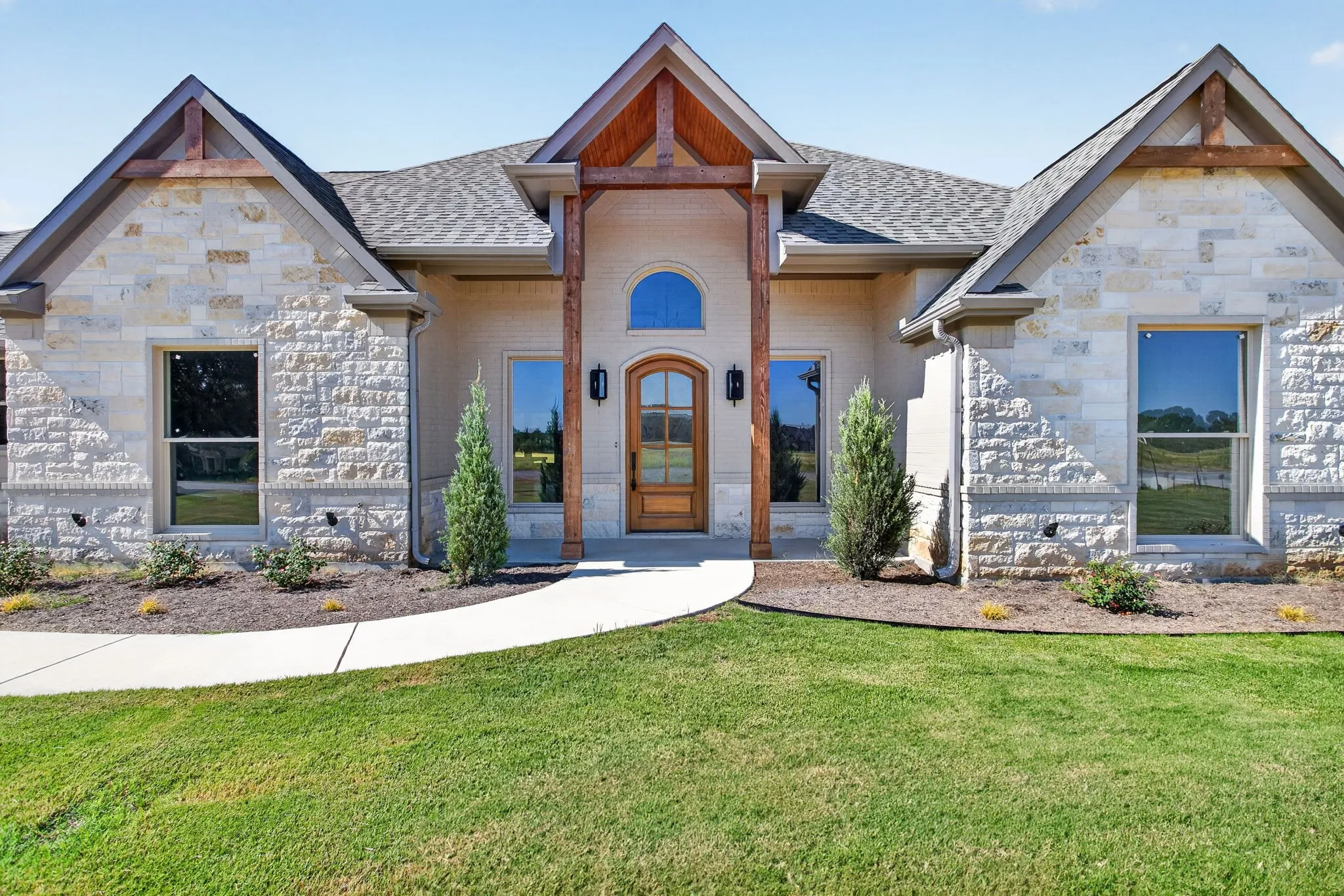 Single Family Residence For Sale in Parker County , 129 Heritage Springs Drive, Weatherford, Texas 76087, 4 Bedroom, 4 Bathroom, 3 Garage spaces, 3,153 Sqft, built in 2026, mls#21369374, Real Estate Agent in Weatherford, Homes For Sale in Parker county, Homes For Sale in Weatherford, Realtor in Weatherford Texas, Real Estate Brokerage Independent Realty Texas, Luminita Cordes Realtor