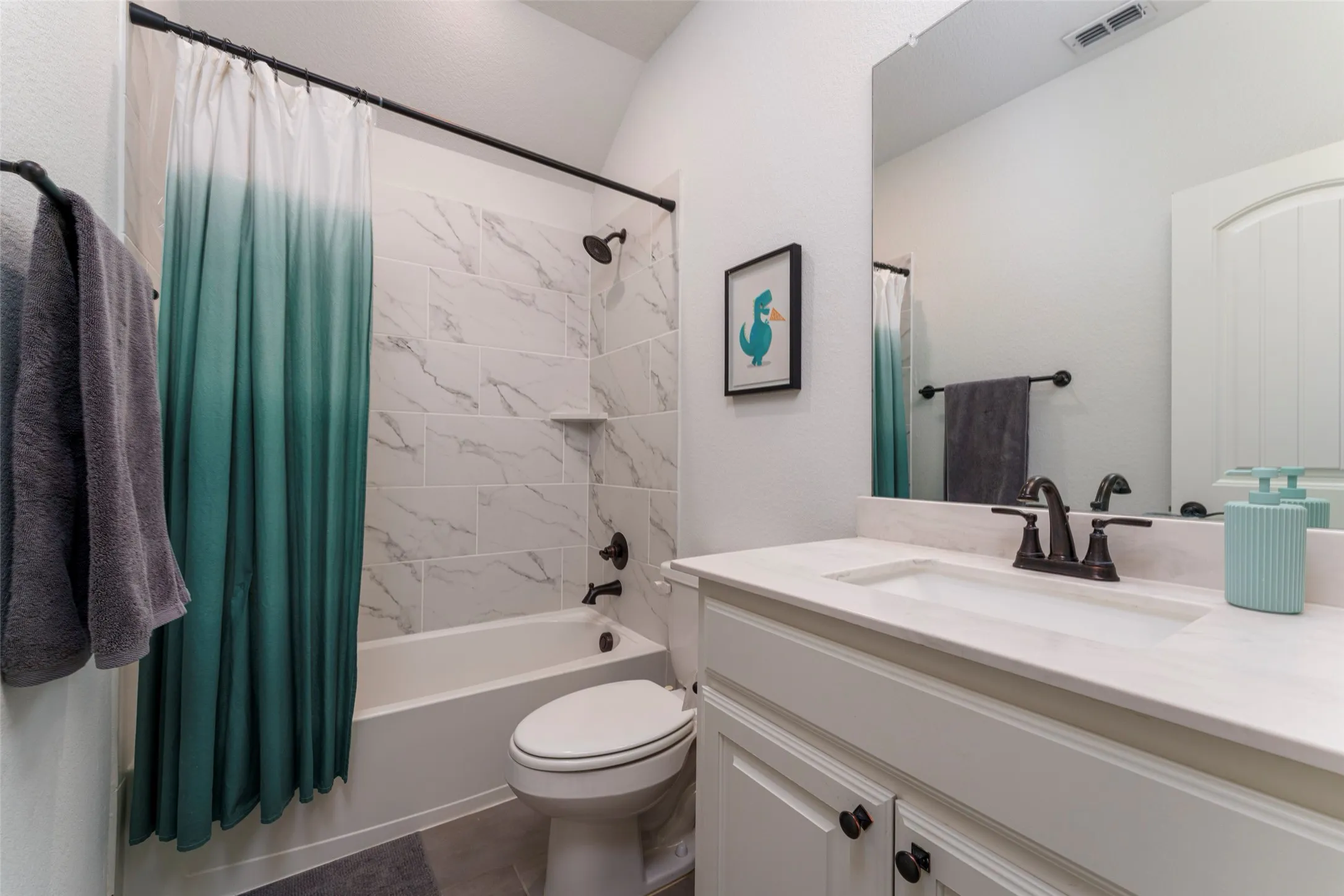 Another secondary bathroom