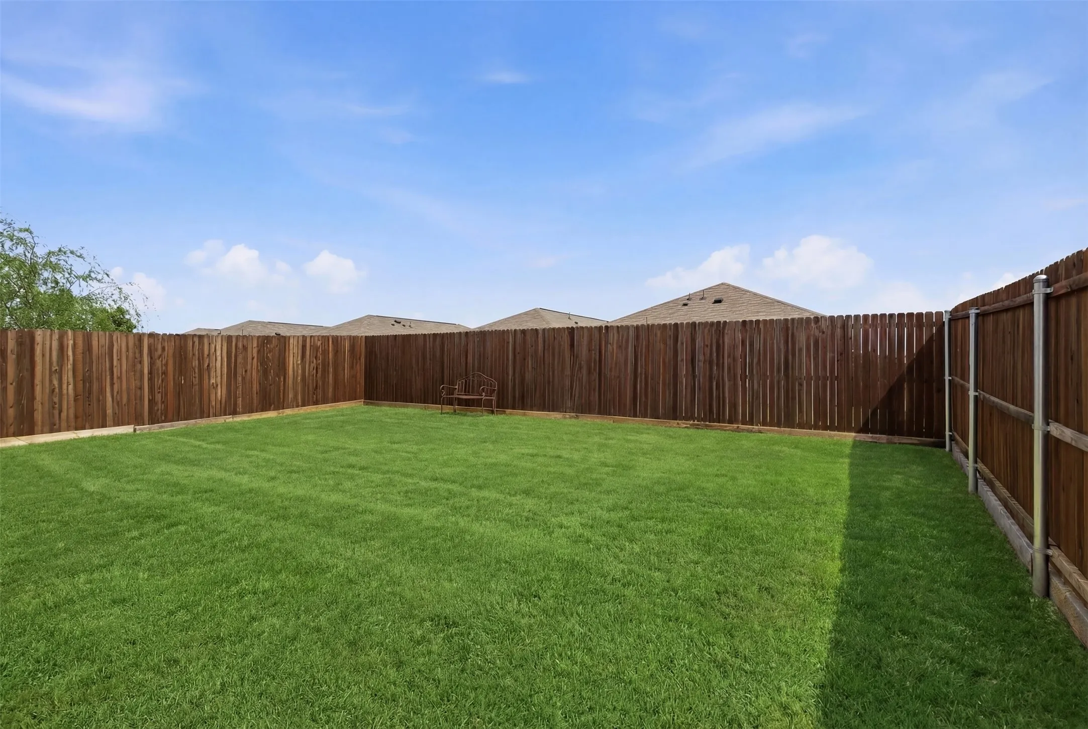 Single Family Residence For Rent in Collin County , 5969 Sumlin Way, Princeton, Texas 75407, 3 Bedroom, 2 Bathroom, 2 Garage spaces, 1,262 Sqft, built in 2023, mls#21376778, Real Estate Agent in Princeton, Homes For Rent in Collin county, Homes For Rent in Princeton, Realtor in Princeton Texas, Real Estate Brokerage Independent Realty Texas, Luminita Cordes Realtor