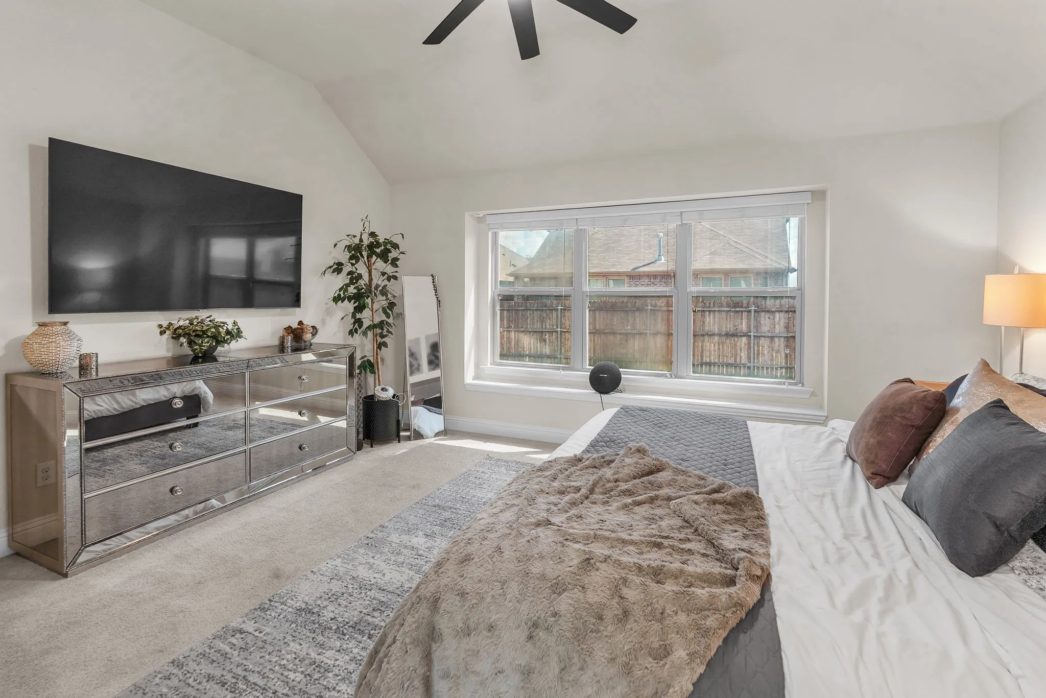 Single Family Residence For Sale in Tarrant County , 5605 SALT SPRINGS Drive, Fort Worth, Texas 76179, 4 Bedroom, 2 Bathroom, 2 Garage spaces, 1,908 Sqft, built in 2017, mls#21376594, Real Estate Agent in Fort Worth, Homes For Sale in Tarrant county, Homes For Sale in Fort Worth, Realtor in Fort Worth Texas, Real Estate Brokerage Independent Realty Texas, Luminita Cordes Realtor