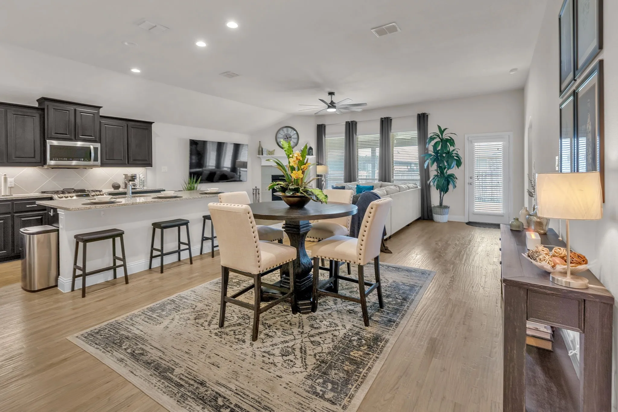 Single Family Residence For Sale in Tarrant County , 5605 SALT SPRINGS Drive, Fort Worth, Texas 76179, 4 Bedroom, 2 Bathroom, 2 Garage spaces, 1,908 Sqft, built in 2017, mls#21376594, Real Estate Agent in Fort Worth, Homes For Sale in Tarrant county, Homes For Sale in Fort Worth, Realtor in Fort Worth Texas, Real Estate Brokerage Independent Realty Texas, Luminita Cordes Realtor