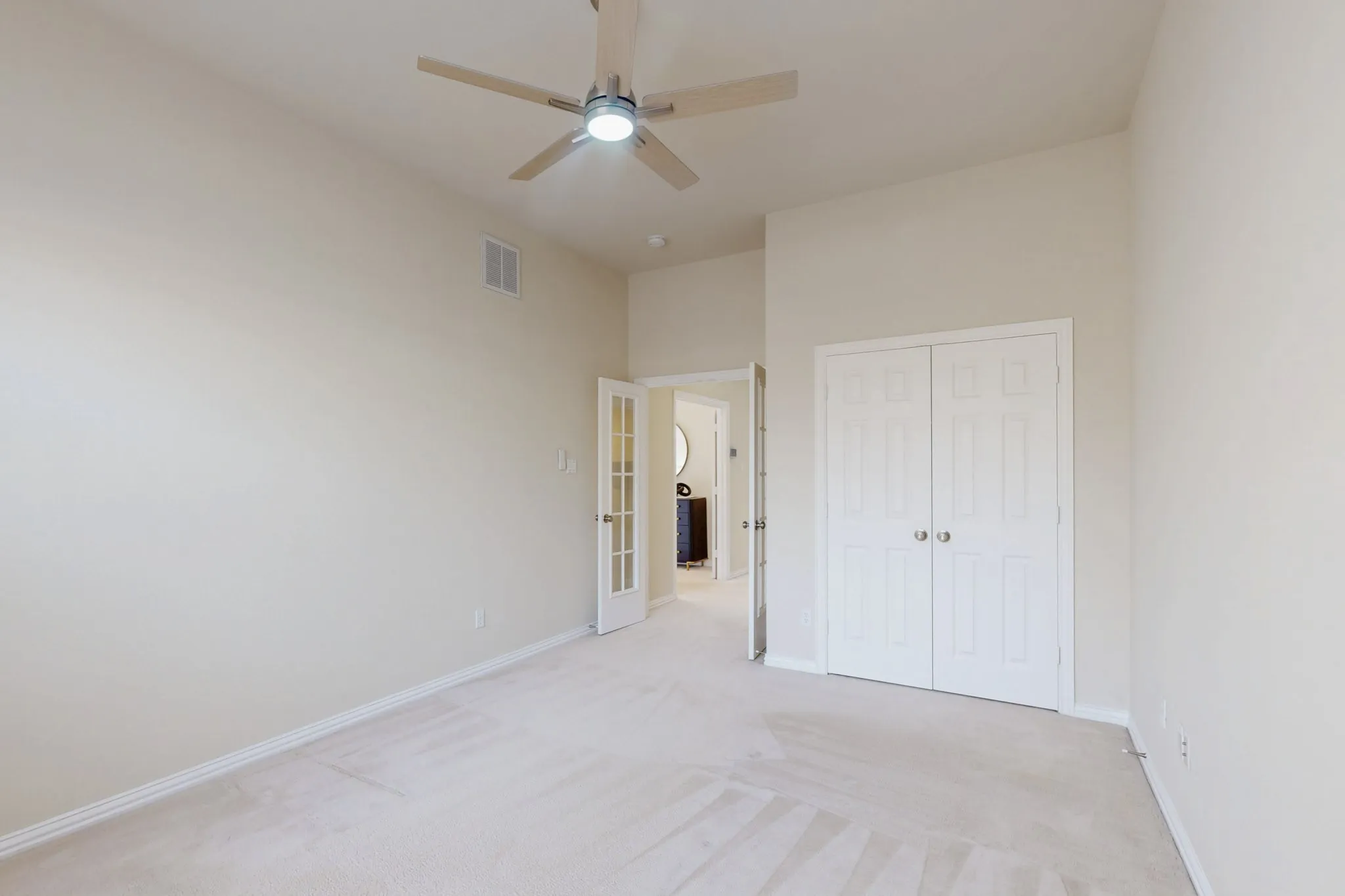 Single Family Residence For Rent in Collin County , 4033 Reading Drive, Plano, Texas 75093, 5 Bedroom, 4 Bathroom, 3 Garage spaces, 3,703 Sqft, built in 1996, mls#21376789, Real Estate Agent in Plano, Homes For Rent in Collin county, Homes For Rent in Plano, Realtor in Plano Texas, Real Estate Brokerage Independent Realty Texas, Luminita Cordes Realtor