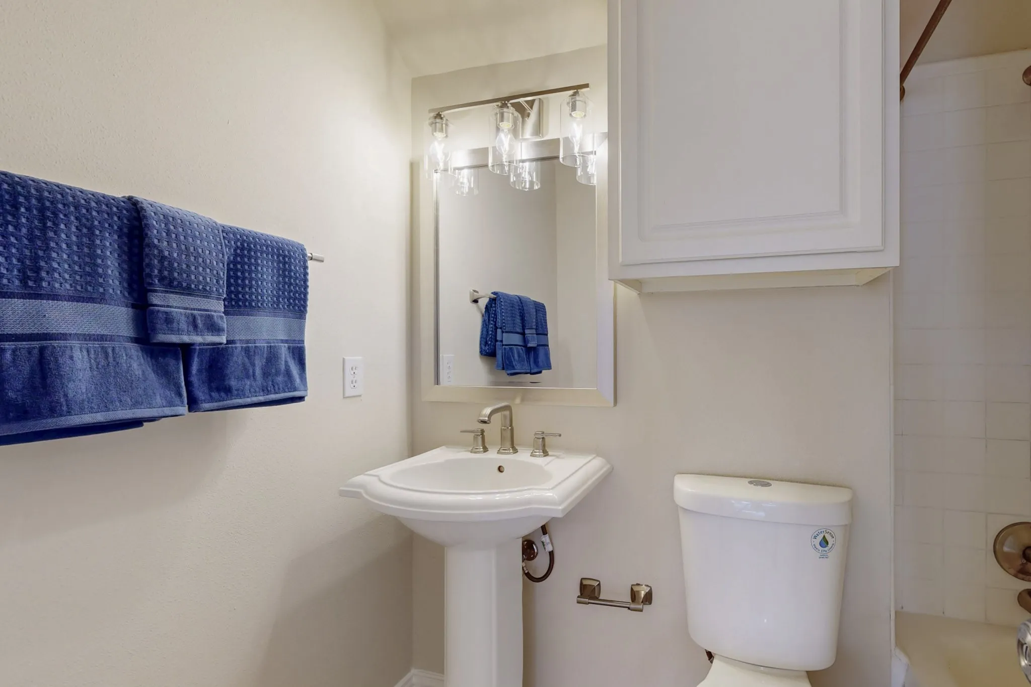 Single Family Residence For Rent in Collin County , 4033 Reading Drive, Plano, Texas 75093, 5 Bedroom, 4 Bathroom, 3 Garage spaces, 3,703 Sqft, built in 1996, mls#21376789, Real Estate Agent in Plano, Homes For Rent in Collin county, Homes For Rent in Plano, Realtor in Plano Texas, Real Estate Brokerage Independent Realty Texas, Luminita Cordes Realtor