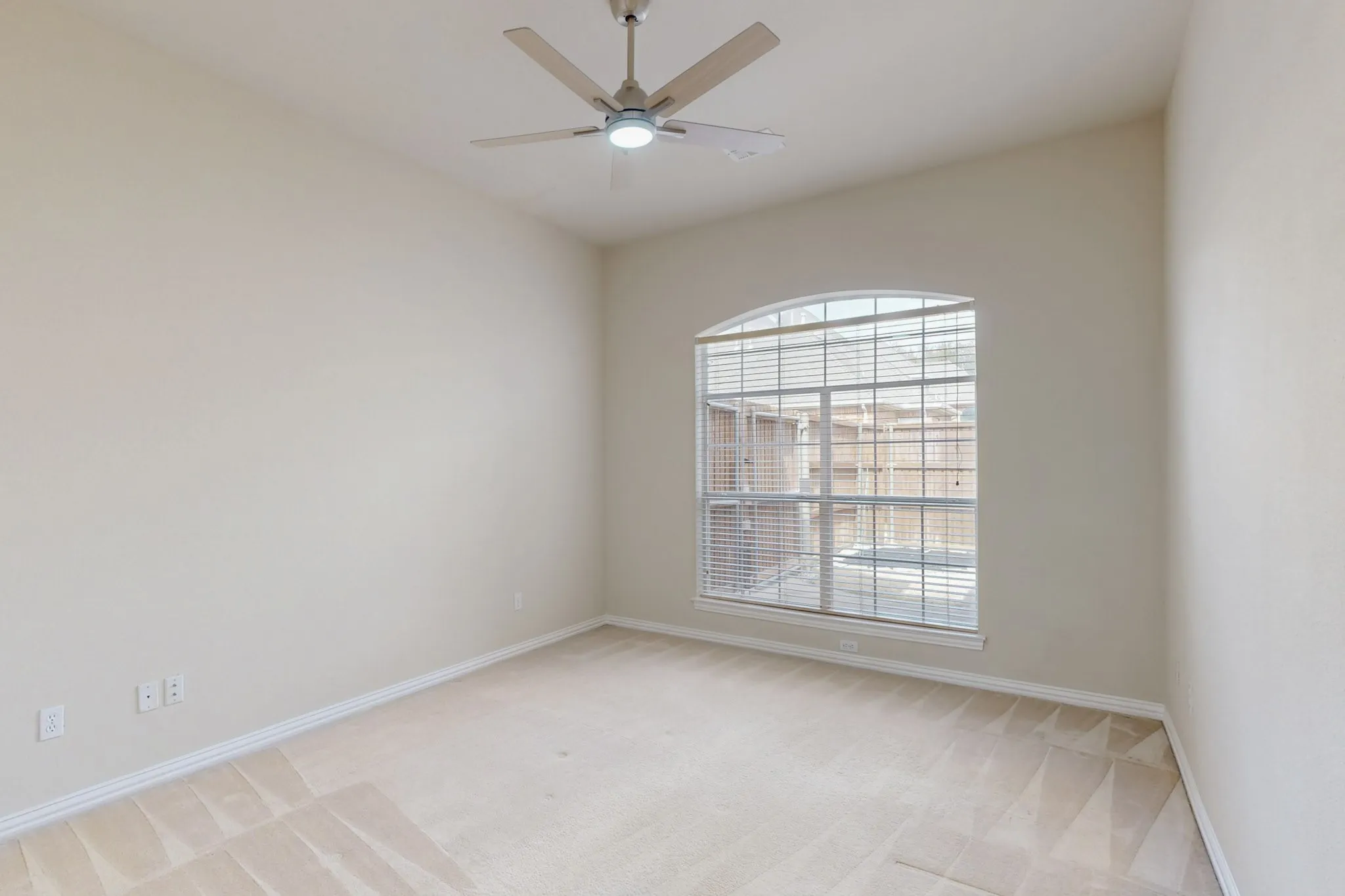 Single Family Residence For Rent in Collin County , 4033 Reading Drive, Plano, Texas 75093, 5 Bedroom, 4 Bathroom, 3 Garage spaces, 3,703 Sqft, built in 1996, mls#21376789, Real Estate Agent in Plano, Homes For Rent in Collin county, Homes For Rent in Plano, Realtor in Plano Texas, Real Estate Brokerage Independent Realty Texas, Luminita Cordes Realtor