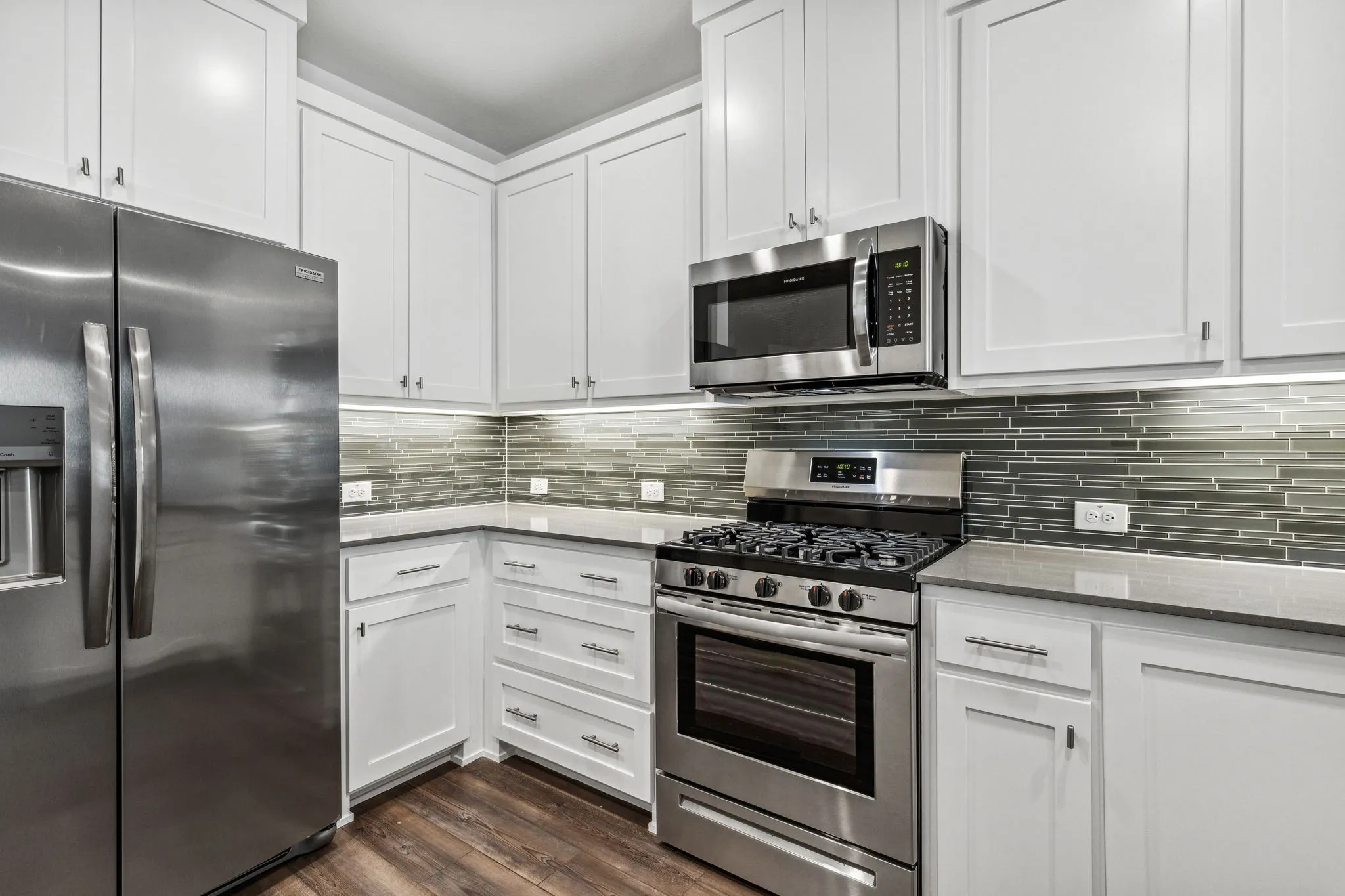 Gas Range with Built-in Microwave and Refrigerator Included