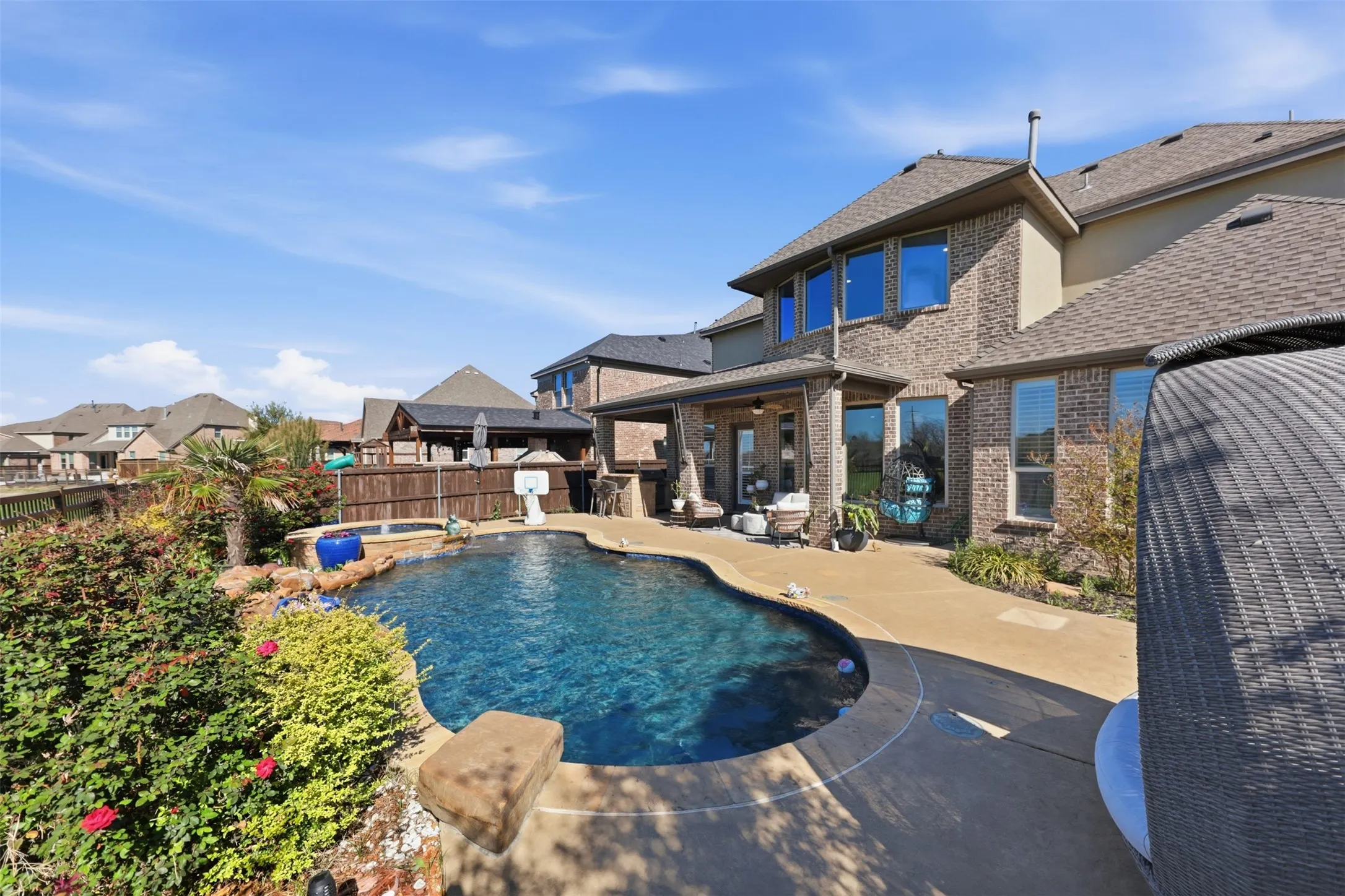 Single Family Residence For Sale in Denton County , 2143 Alcove Drive, Frisco, Texas 75034, 4 Bedroom, 4 Bathroom, 3 Garage spaces, 3,670 Sqft, built in 2016, mls#21376792, Real Estate Agent in Frisco, Homes For Sale in Denton county, Homes For Sale in Frisco, Realtor in Frisco Texas, Real Estate Brokerage Independent Realty Texas, Luminita Cordes Realtor