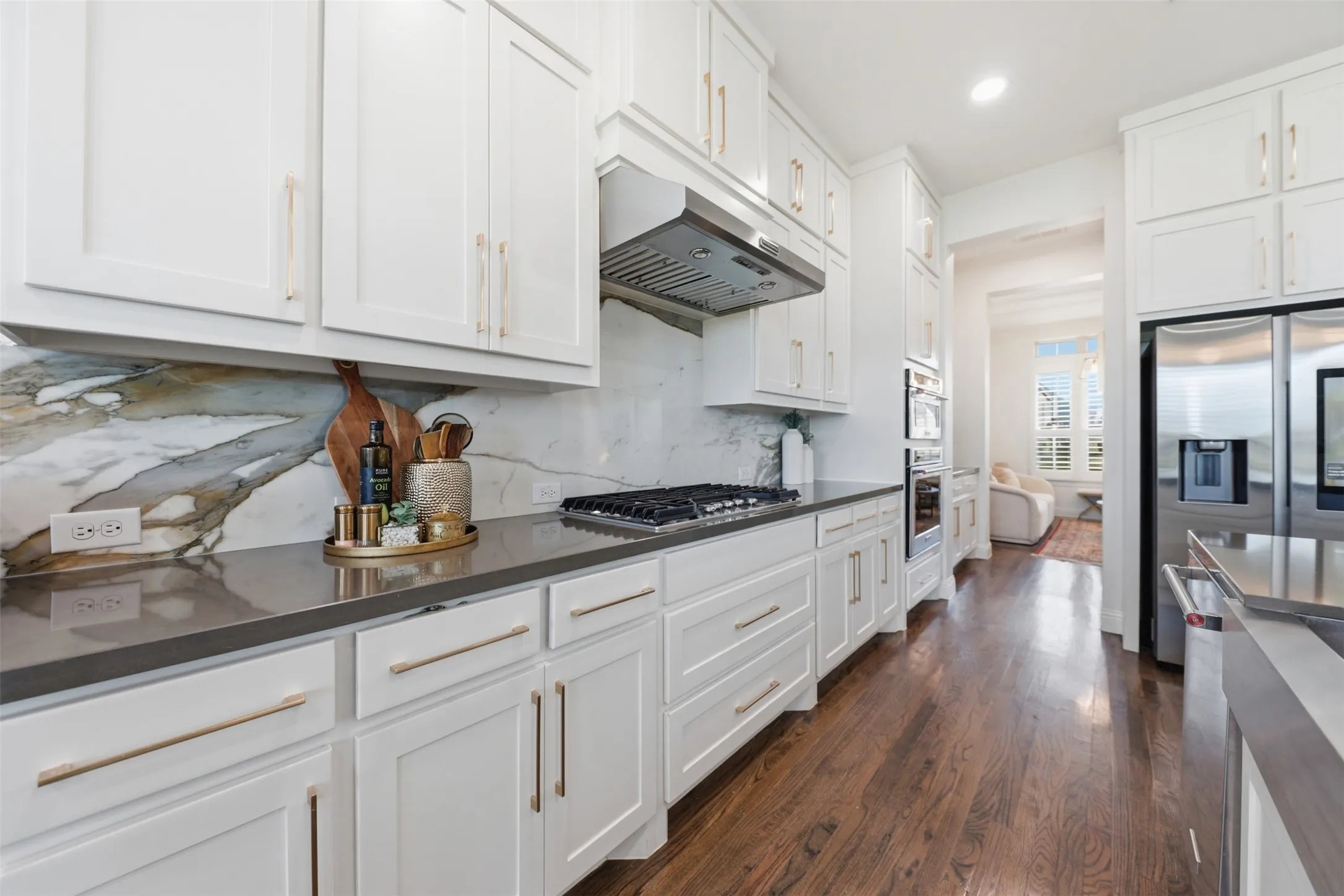 Single Family Residence For Sale in Denton County , 2143 Alcove Drive, Frisco, Texas 75034, 4 Bedroom, 4 Bathroom, 3 Garage spaces, 3,670 Sqft, built in 2016, mls#21376792, Real Estate Agent in Frisco, Homes For Sale in Denton county, Homes For Sale in Frisco, Realtor in Frisco Texas, Real Estate Brokerage Independent Realty Texas, Luminita Cordes Realtor
