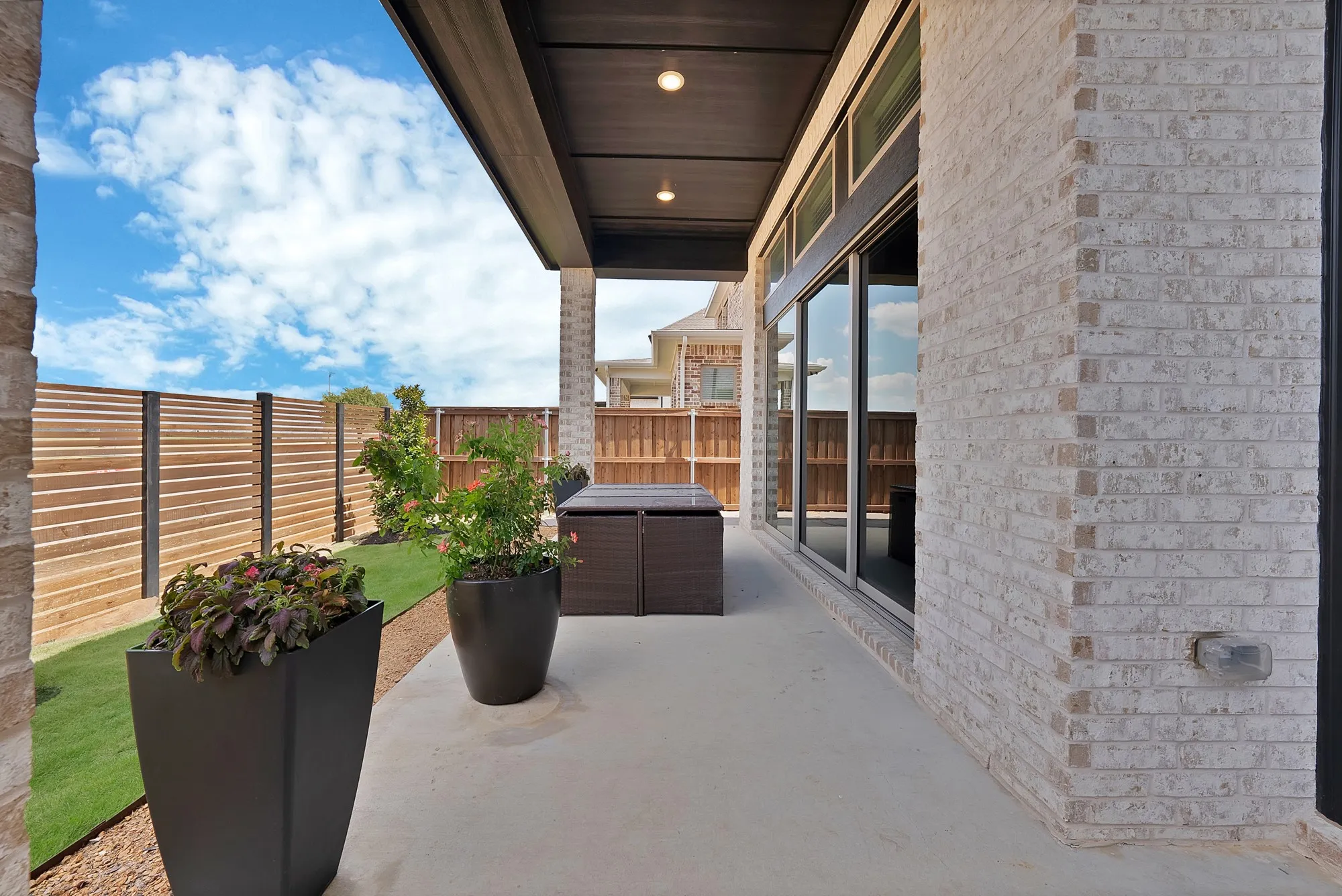Single Family Residence For Sale in Denton County , 2585 Four Roses Drive, Lewisville, Texas 75056, 3 Bedroom, 3 Bathroom, 2 Garage spaces, 2,745 Sqft, built in 2023, mls#21372581, Real Estate Agent in Lewisville, Homes For Sale in Denton county, Homes For Sale in Lewisville, Realtor in Lewisville Texas, Real Estate Brokerage Independent Realty Texas, Luminita Cordes Realtor
