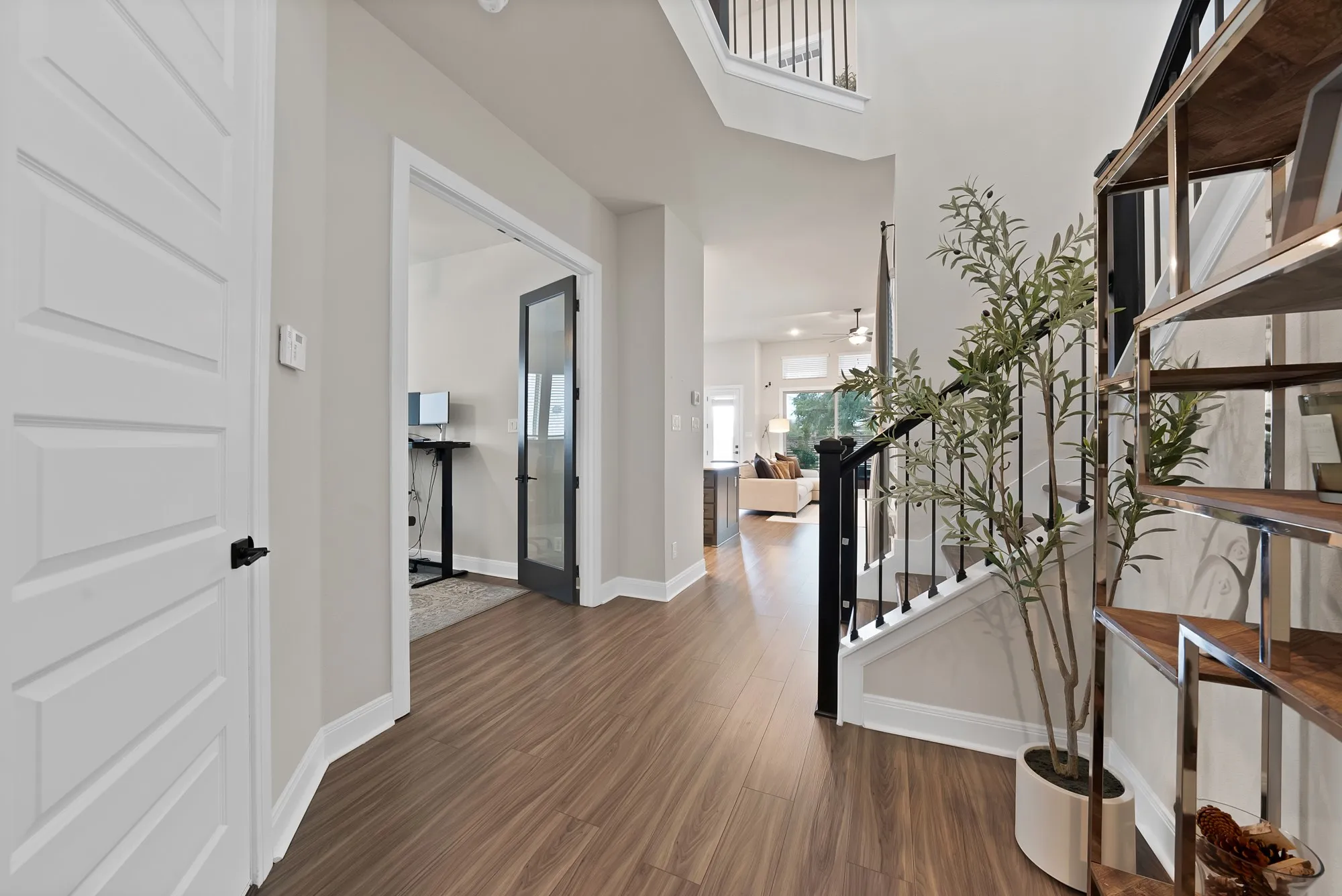 Single Family Residence For Sale in Denton County , 2585 Four Roses Drive, Lewisville, Texas 75056, 3 Bedroom, 3 Bathroom, 2 Garage spaces, 2,745 Sqft, built in 2023, mls#21372581, Real Estate Agent in Lewisville, Homes For Sale in Denton county, Homes For Sale in Lewisville, Realtor in Lewisville Texas, Real Estate Brokerage Independent Realty Texas, Luminita Cordes Realtor