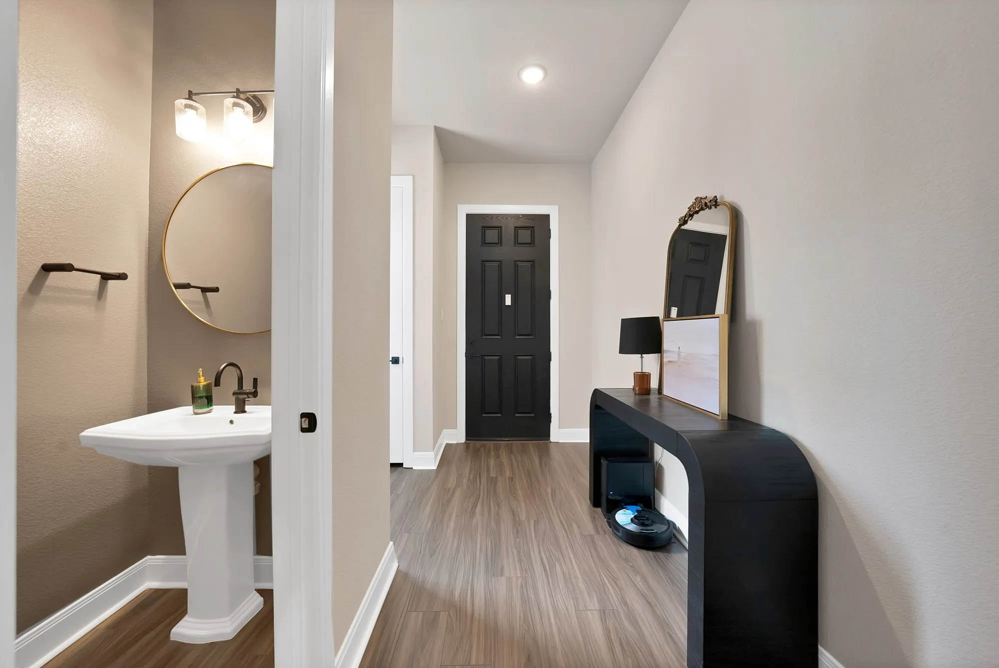 Single Family Residence For Sale in Denton County , 2585 Four Roses Drive, Lewisville, Texas 75056, 3 Bedroom, 3 Bathroom, 2 Garage spaces, 2,745 Sqft, built in 2023, mls#21372581, Real Estate Agent in Lewisville, Homes For Sale in Denton county, Homes For Sale in Lewisville, Realtor in Lewisville Texas, Real Estate Brokerage Independent Realty Texas, Luminita Cordes Realtor