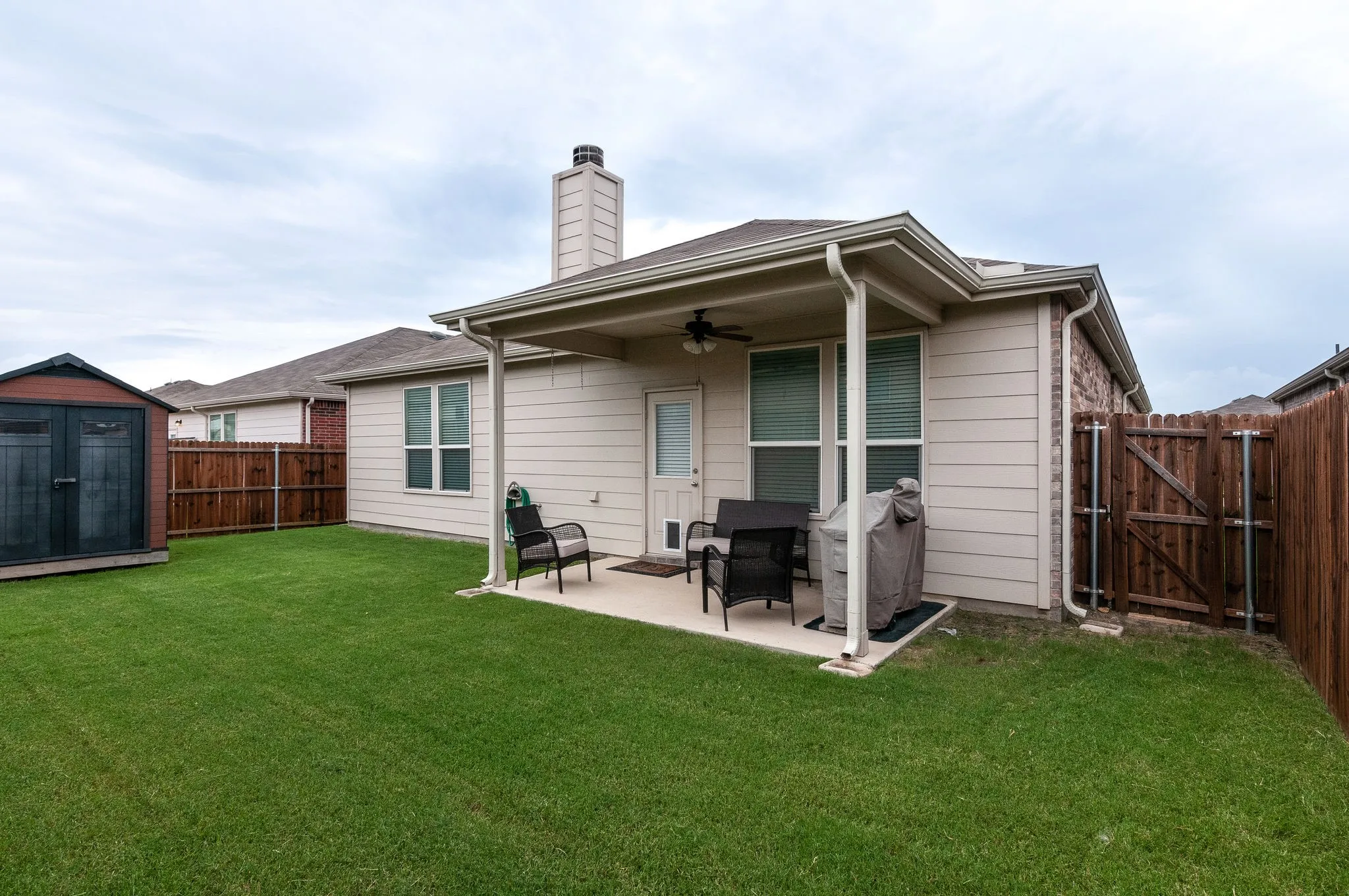 Single Family Residence For Rent in Tarrant County , 7716 Shorthorn Way, Fort Worth, Texas 76131, 3 Bedroom, 2 Bathroom, 2 Garage spaces, 2,151 Sqft, built in 2014, mls#21372644, Real Estate Agent in Fort Worth, Homes For Rent in Tarrant county, Homes For Rent in Fort Worth, Realtor in Fort Worth Texas, Real Estate Brokerage Independent Realty Texas, Luminita Cordes Realtor
