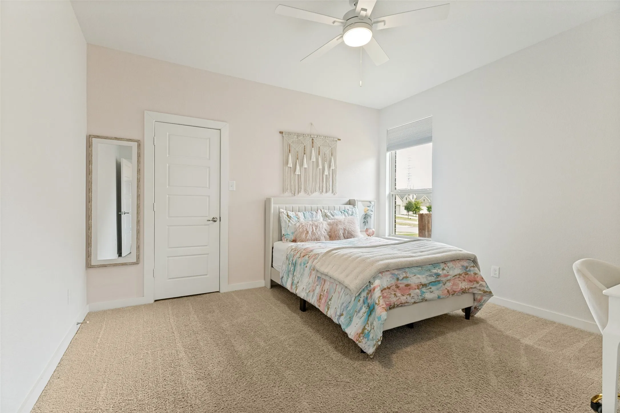 Single Family Residence For Sale in Denton County , 14412 Home Trail, Fort Worth, Texas 76262, 4 Bedroom, 3 Bathroom, 2 Garage spaces, 2,829 Sqft, built in 2019, mls#21373161, Real Estate Agent in Fort Worth, Homes For Sale in Denton county, Homes For Sale in Fort Worth, Realtor in Fort Worth Texas, Real Estate Brokerage Independent Realty Texas, Luminita Cordes Realtor