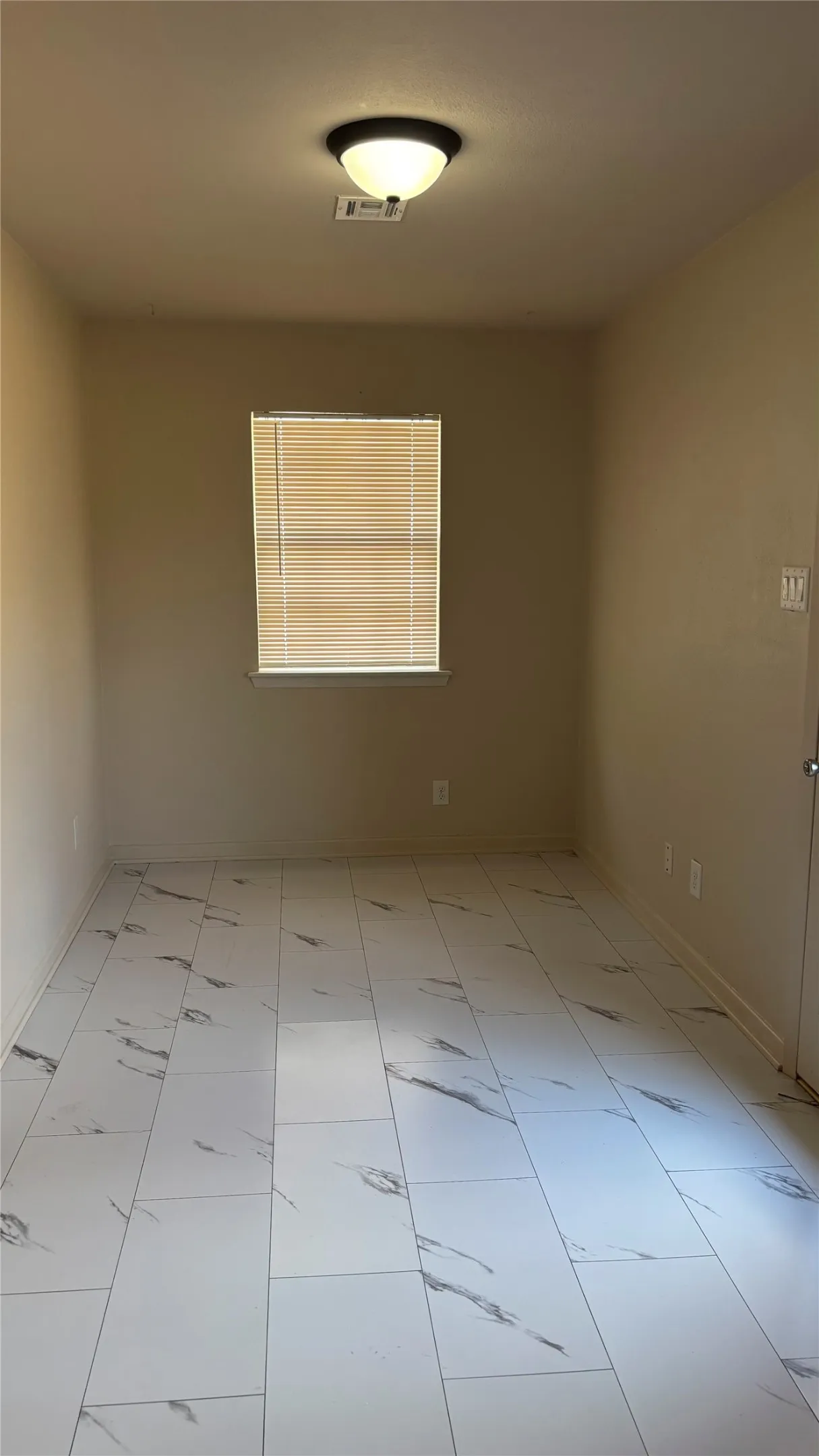 Single Family Residence For Rent in Denton County , 504 N Frederick Street Unit B, Ponder, Texas 76259, 4 Bedroom, 3 Bathroom, Garage spaces, 2,897 Sqft, built in 1973, mls#21376800, Real Estate Agent in Ponder, Homes For Rent in Denton county, Homes For Rent in Ponder, Realtor in Ponder Texas, Real Estate Brokerage Independent Realty Texas, Luminita Cordes Realtor
