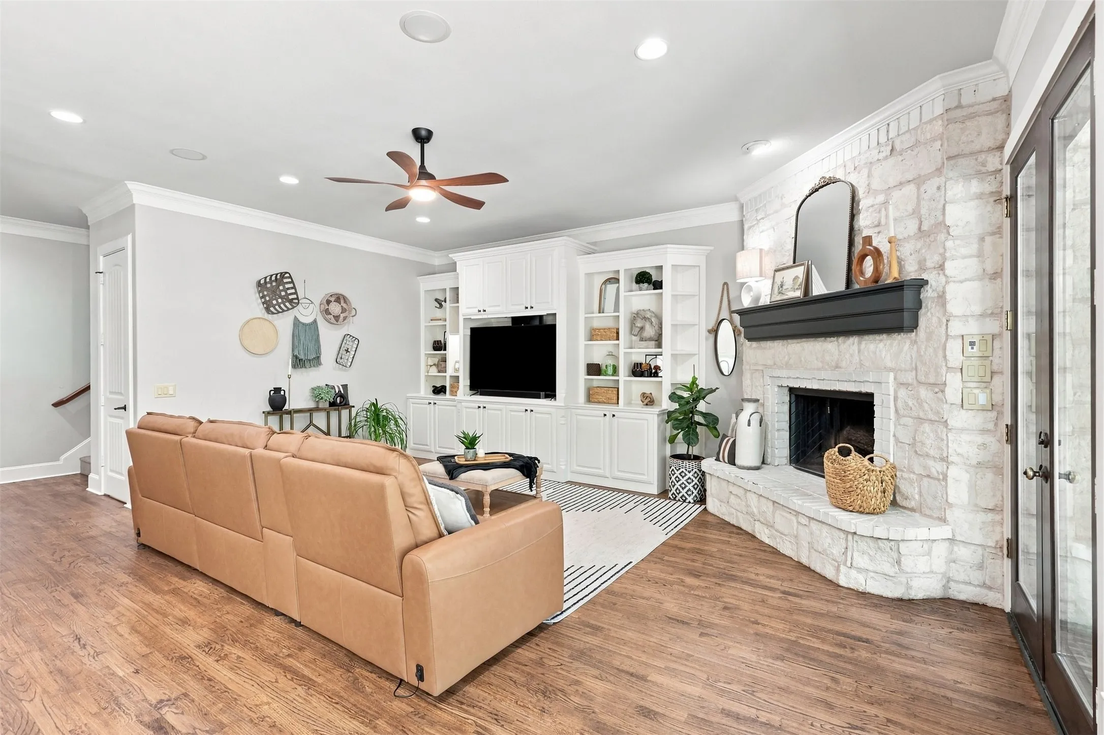 Single Family Residence For Sale in Collin County , 1537 Brook Lane, Celina, Texas 75009, 5 Bedroom, 5 Bathroom, 3 Garage spaces, 4,303 Sqft, built in 2005, mls#21375976, Real Estate Agent in Celina, Homes For Sale in Collin county, Homes For Sale in Celina, Realtor in Celina Texas, Real Estate Brokerage Independent Realty Texas, Luminita Cordes Realtor