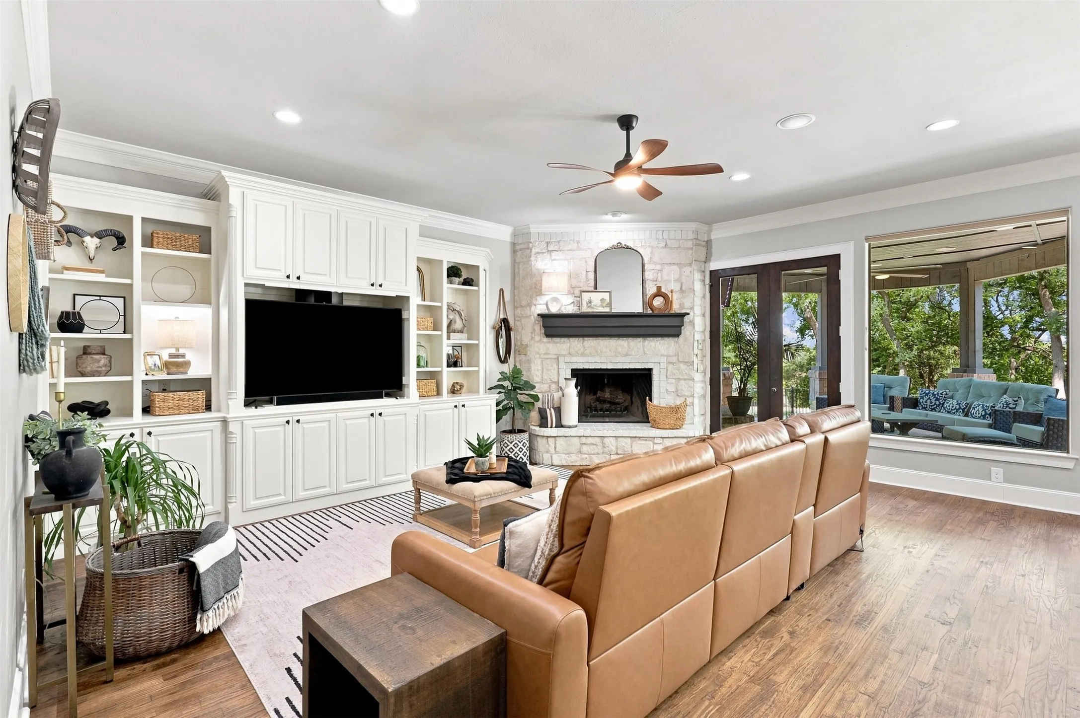 Single Family Residence For Sale in Collin County , 1537 Brook Lane, Celina, Texas 75009, 5 Bedroom, 5 Bathroom, 3 Garage spaces, 4,303 Sqft, built in 2005, mls#21375976, Real Estate Agent in Celina, Homes For Sale in Collin county, Homes For Sale in Celina, Realtor in Celina Texas, Real Estate Brokerage Independent Realty Texas, Luminita Cordes Realtor