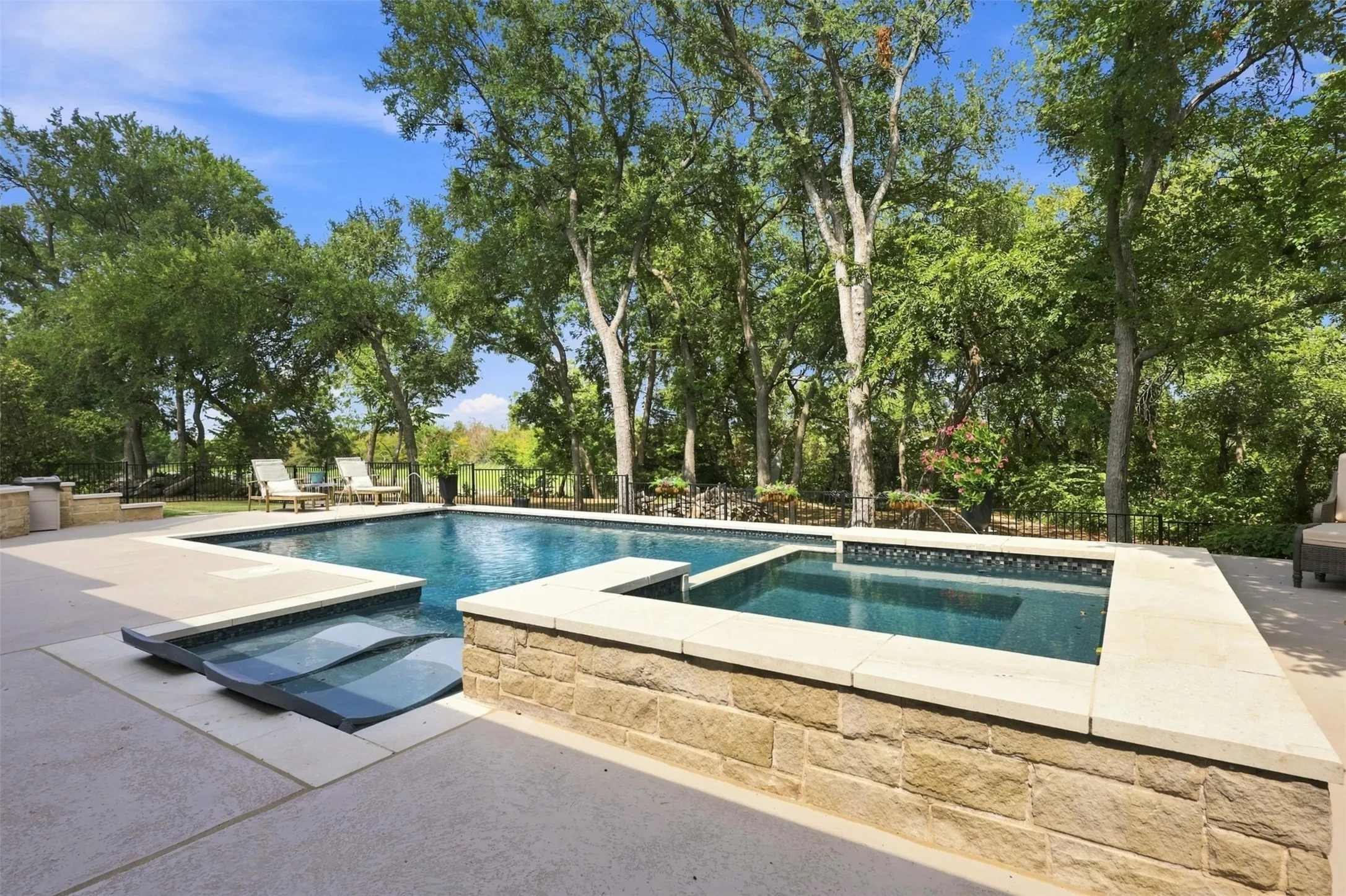 Single Family Residence For Sale in Collin County , 1537 Brook Lane, Celina, Texas 75009, 5 Bedroom, 5 Bathroom, 3 Garage spaces, 4,303 Sqft, built in 2005, mls#21375976, Real Estate Agent in Celina, Homes For Sale in Collin county, Homes For Sale in Celina, Realtor in Celina Texas, Real Estate Brokerage Independent Realty Texas, Luminita Cordes Realtor
