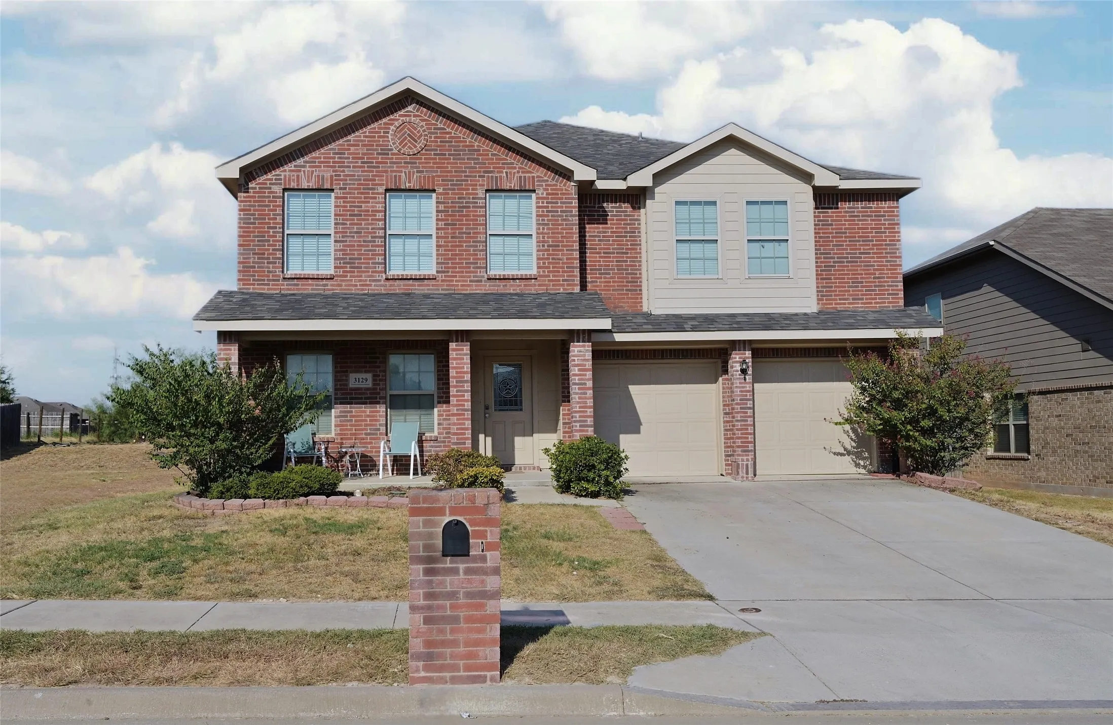 Single Family Residence For Sale in Tarrant County , 3129 Coyote Canyon Trail, Fort Worth, Texas 76108, 4 Bedroom, 4 Bathroom, 2 Garage spaces, 3,230 Sqft, built in 2017, mls#21371417, Real Estate Agent in Fort Worth, Homes For Sale in Tarrant county, Homes For Sale in Fort Worth, Realtor in Fort Worth Texas, Real Estate Brokerage Independent Realty Texas, Luminita Cordes Realtor