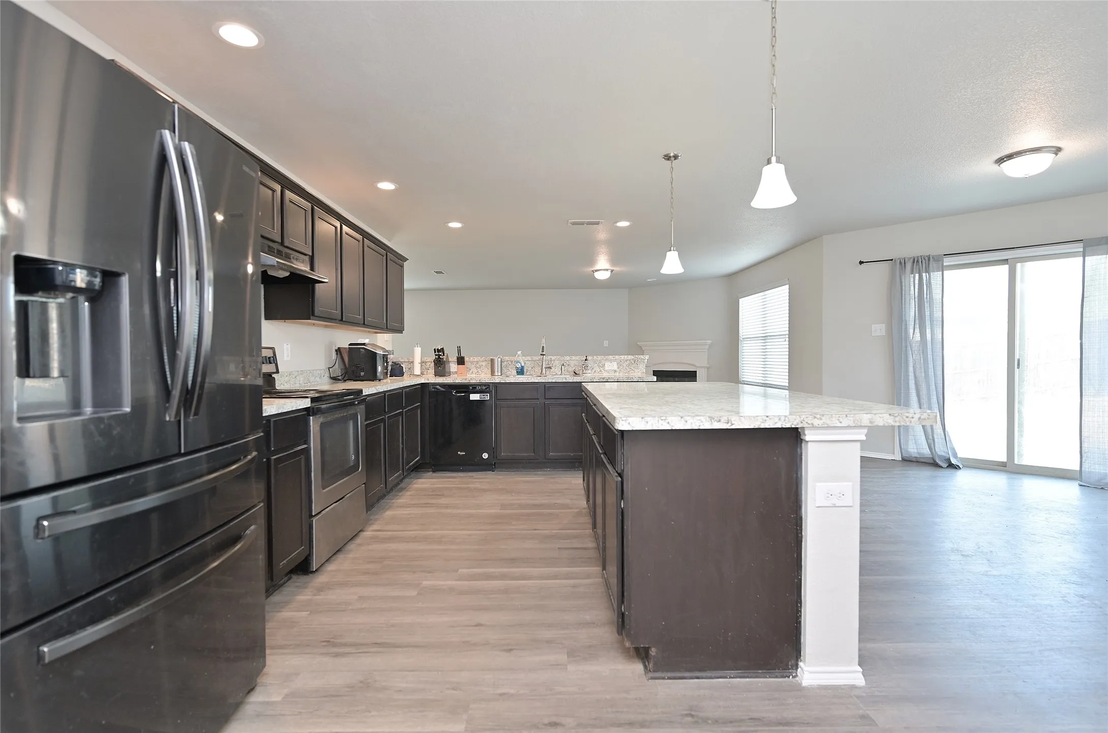 Single Family Residence For Sale in Tarrant County , 3129 Coyote Canyon Trail, Fort Worth, Texas 76108, 4 Bedroom, 4 Bathroom, 2 Garage spaces, 3,230 Sqft, built in 2017, mls#21371417, Real Estate Agent in Fort Worth, Homes For Sale in Tarrant county, Homes For Sale in Fort Worth, Realtor in Fort Worth Texas, Real Estate Brokerage Independent Realty Texas, Luminita Cordes Realtor